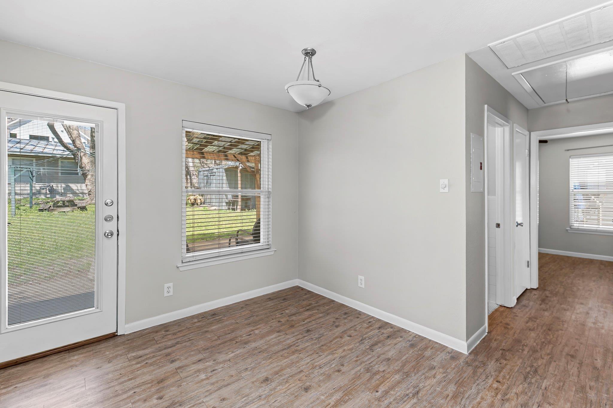 4804 Philco Dr Property Photo 11