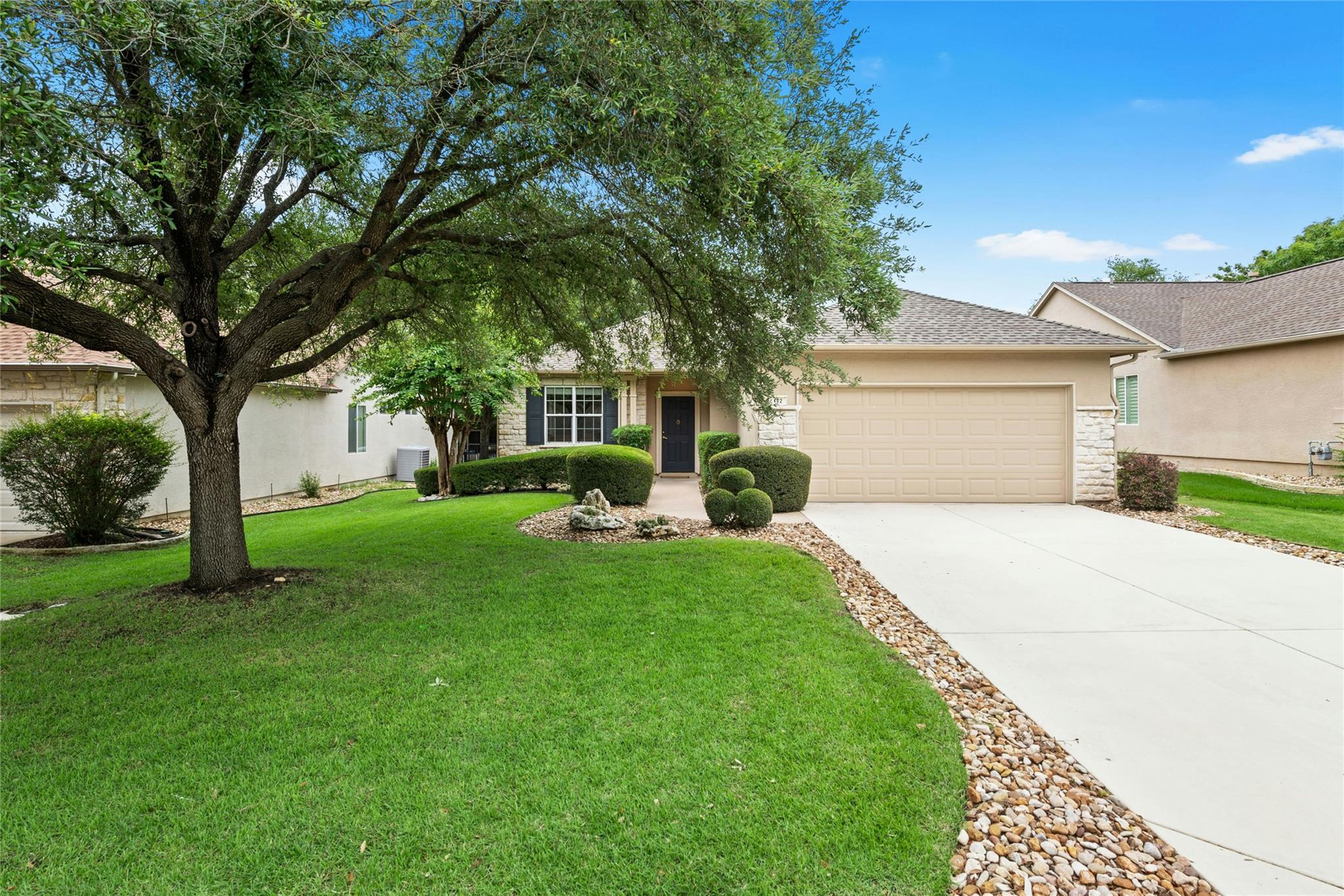 402 Colorado River Rd Property Photo 1