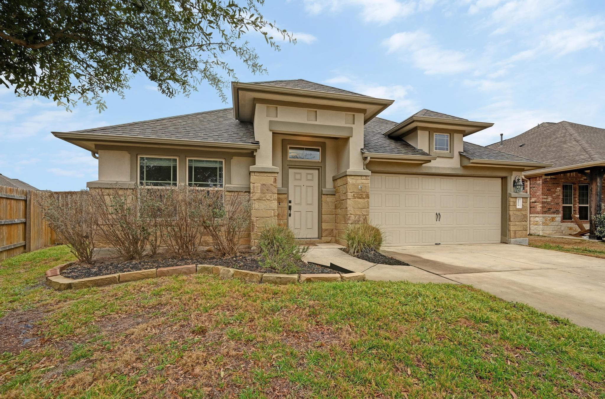 2213 Montesol LN Property Photo 1