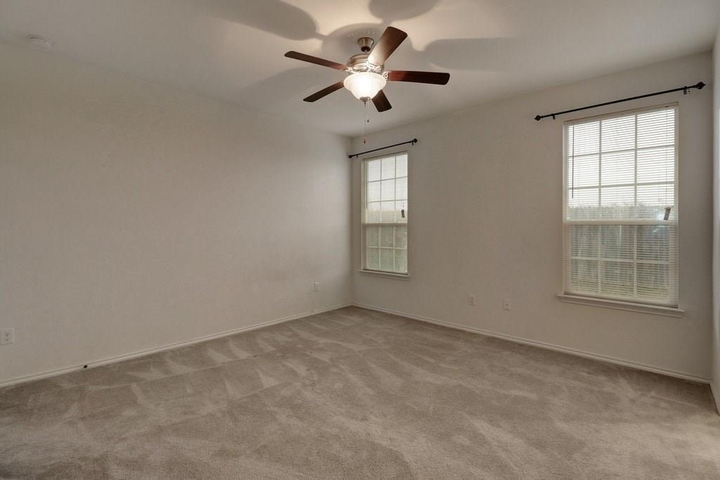 11208 Kildoon Dr Property Photo 9