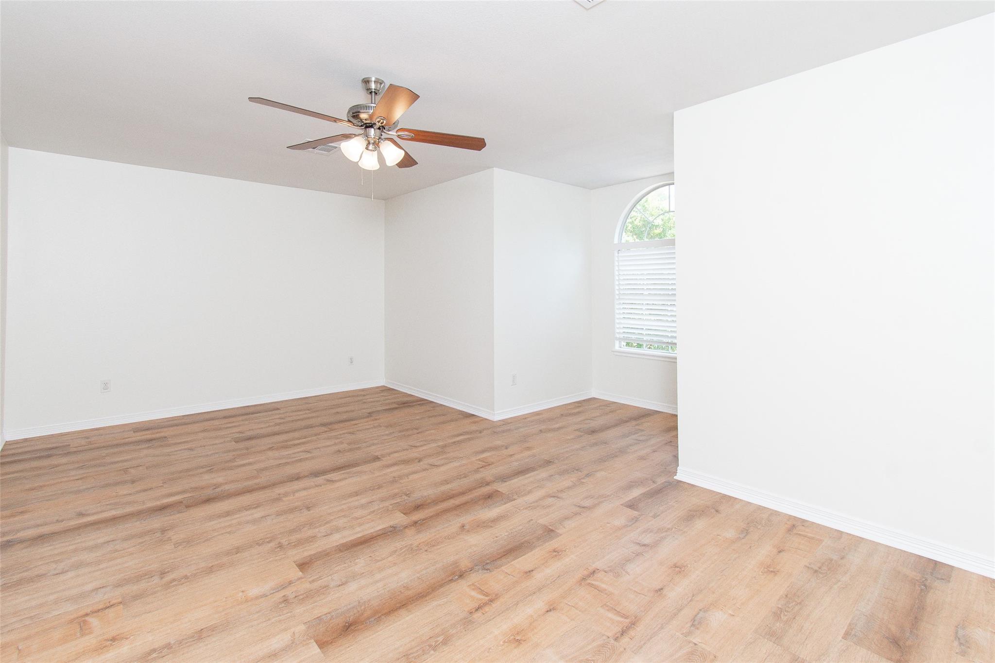 2421 Pin Oak Dr Property Photo 31