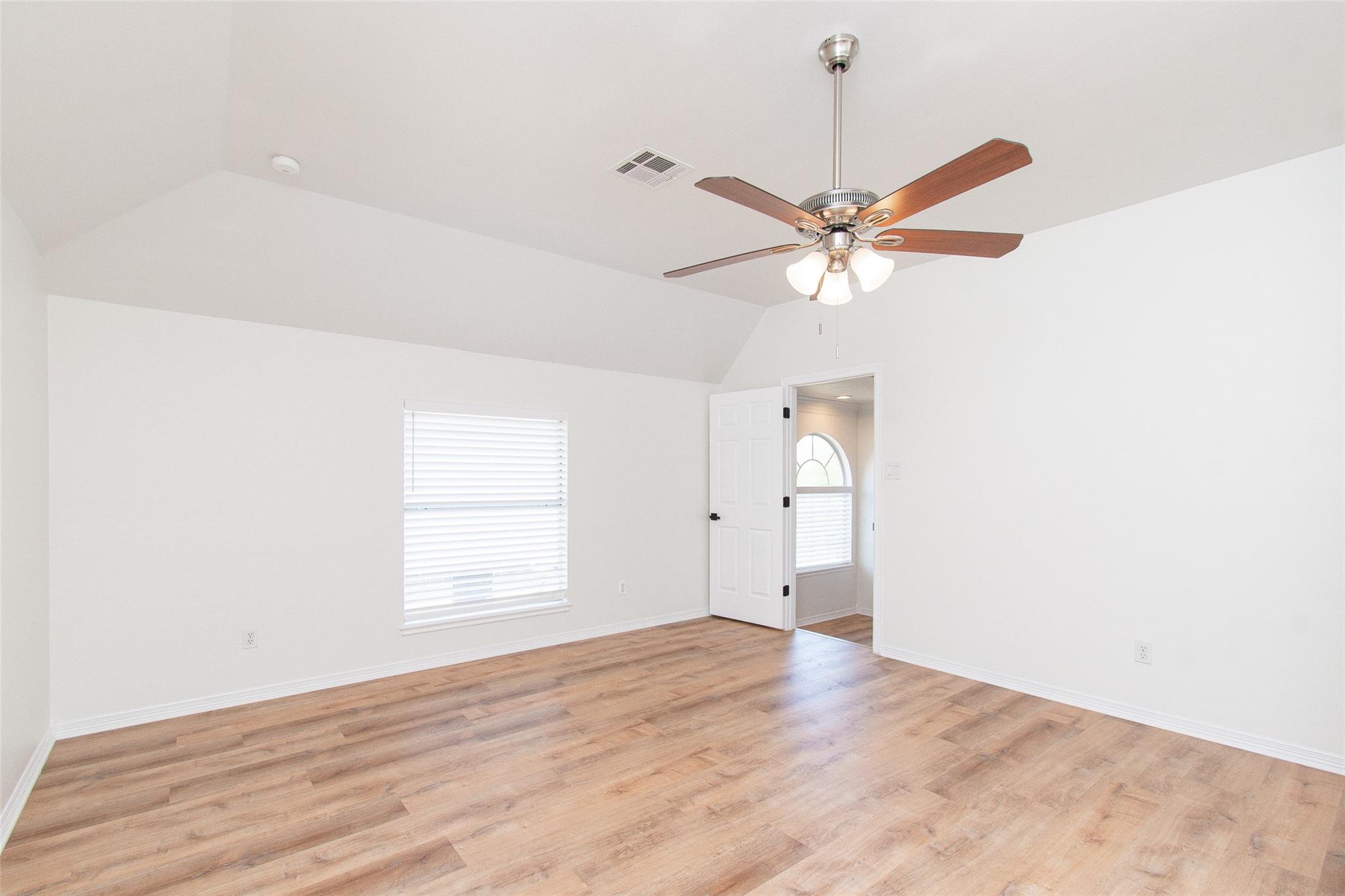2421 Pin Oak Dr Property Photo 33
