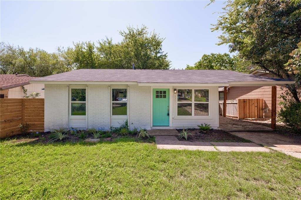 2321 Lakehurst Dr Property Photo