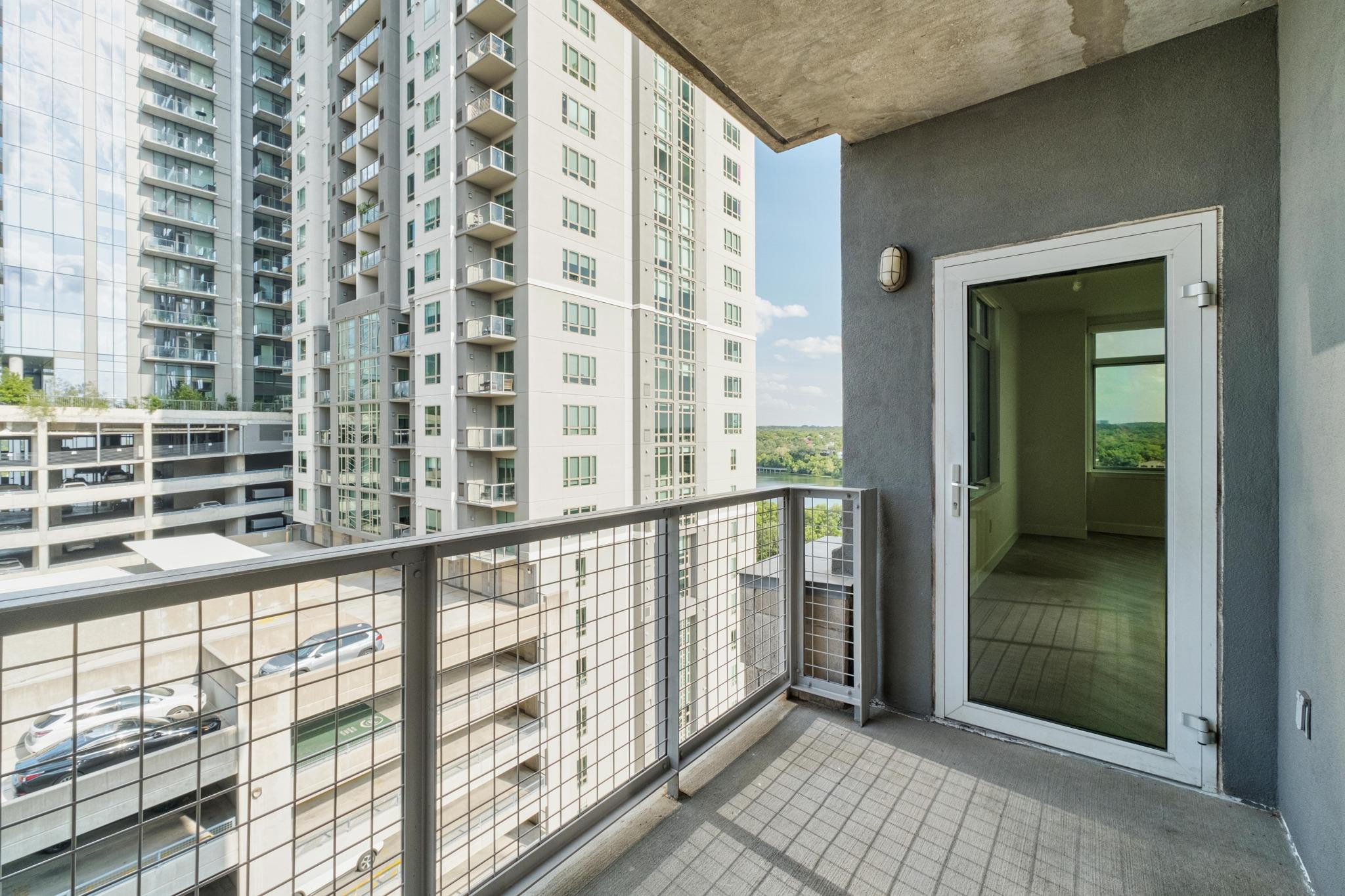 54 Rainey St #1201 Property Photo 24