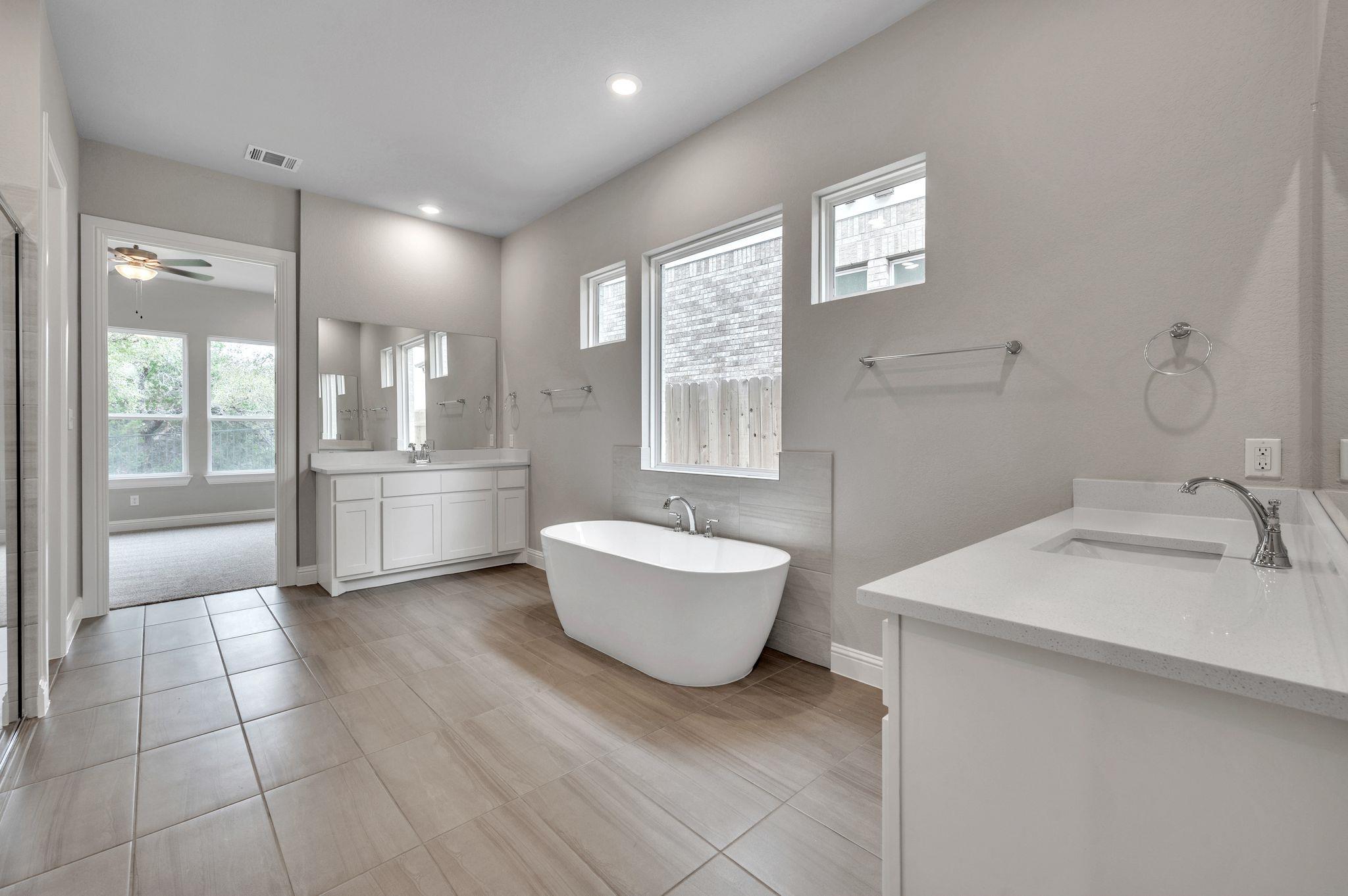 1729 Cayuga St Property Photo 15