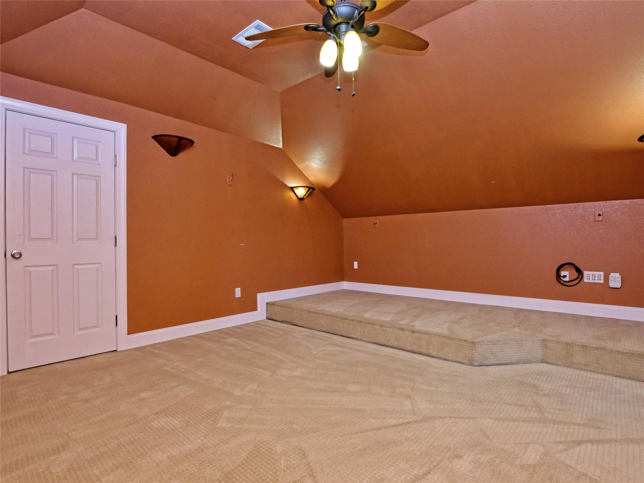 303 Hensley Dr Property Photo 15