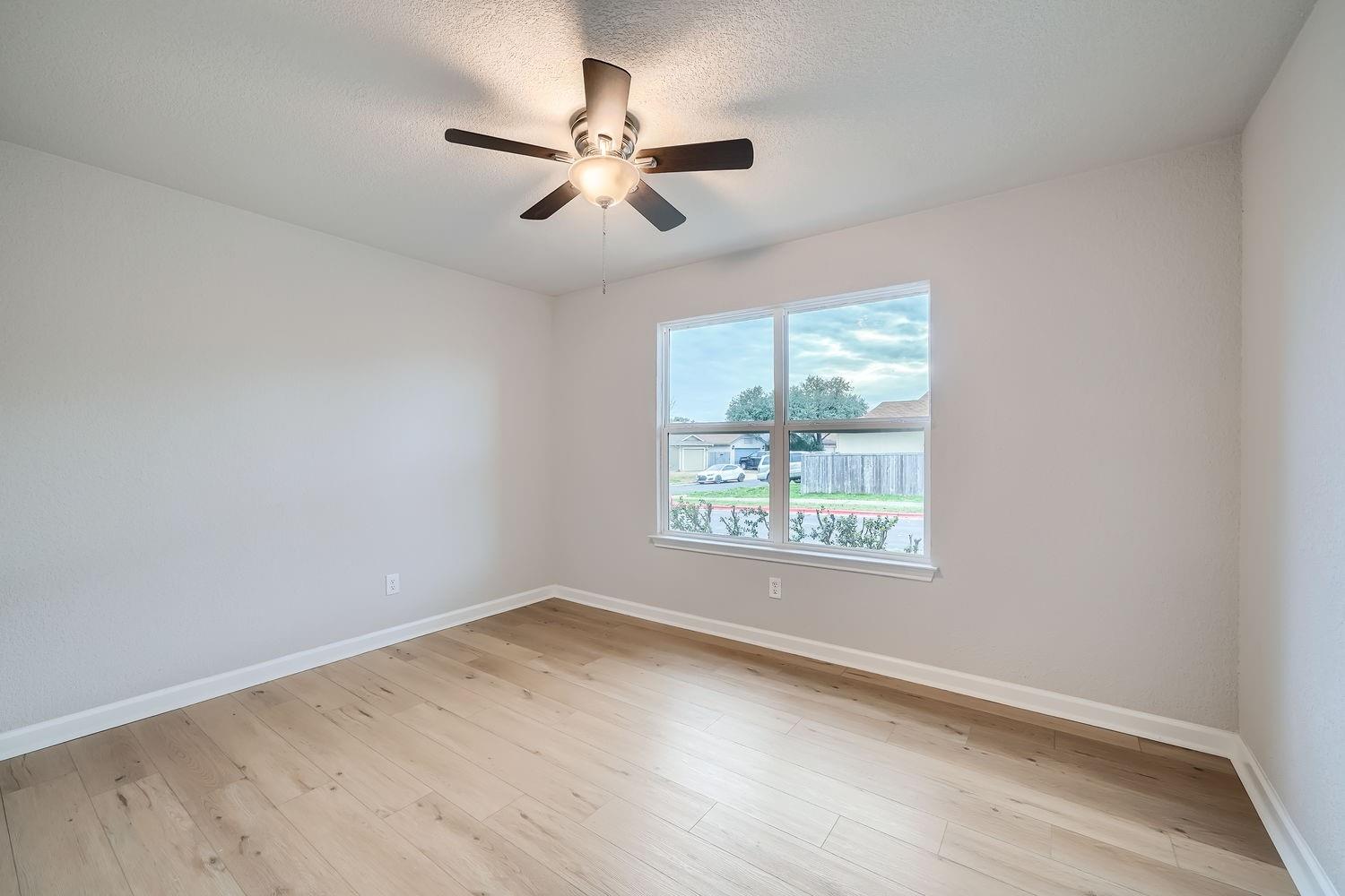 13015 Emma Lee Ave Property Photo 21