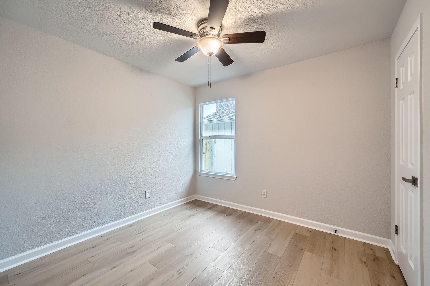 13015 Emma Lee Ave Property Photo 23