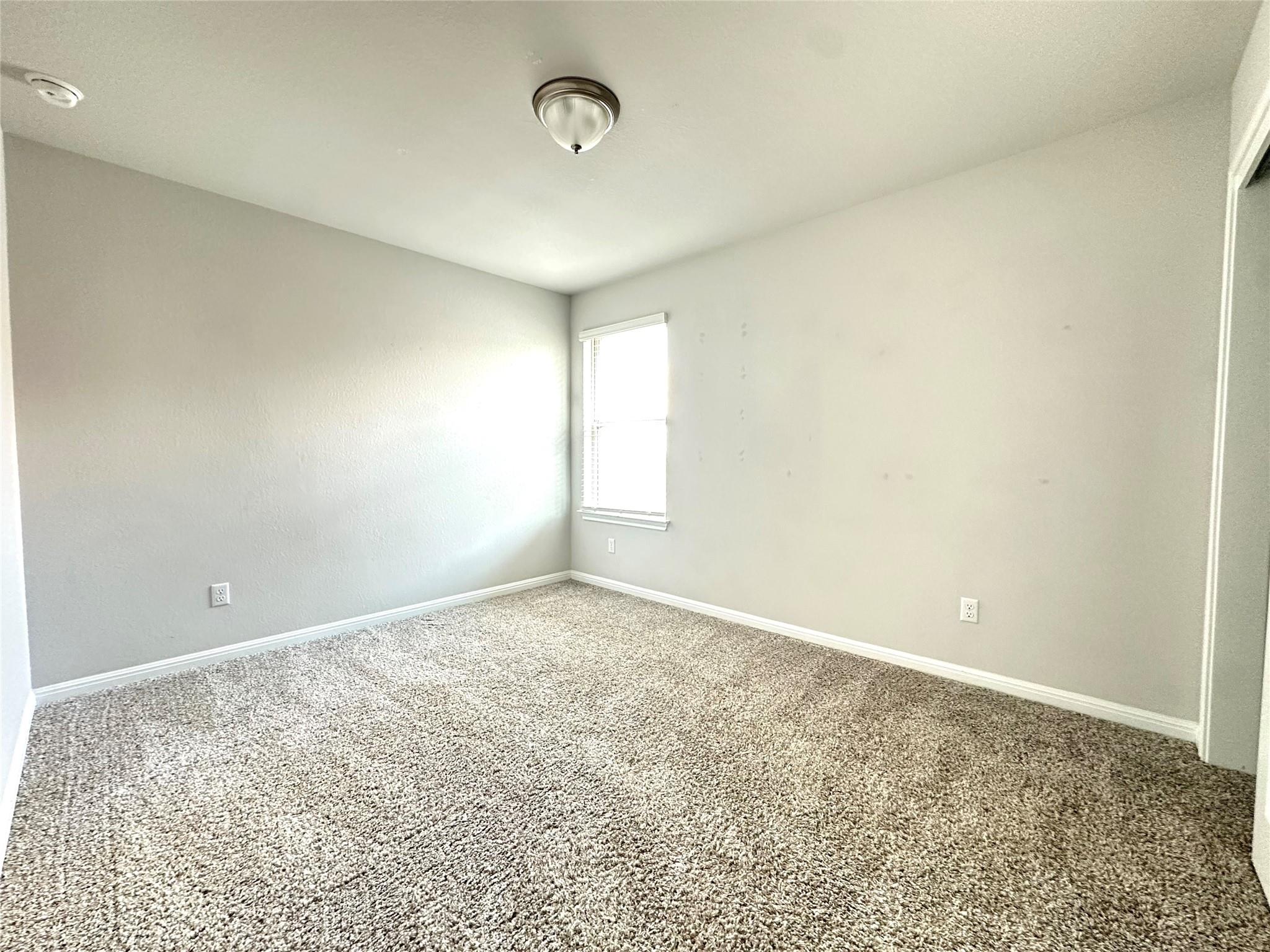 2724 Stone Branch Dr Property Photo 15