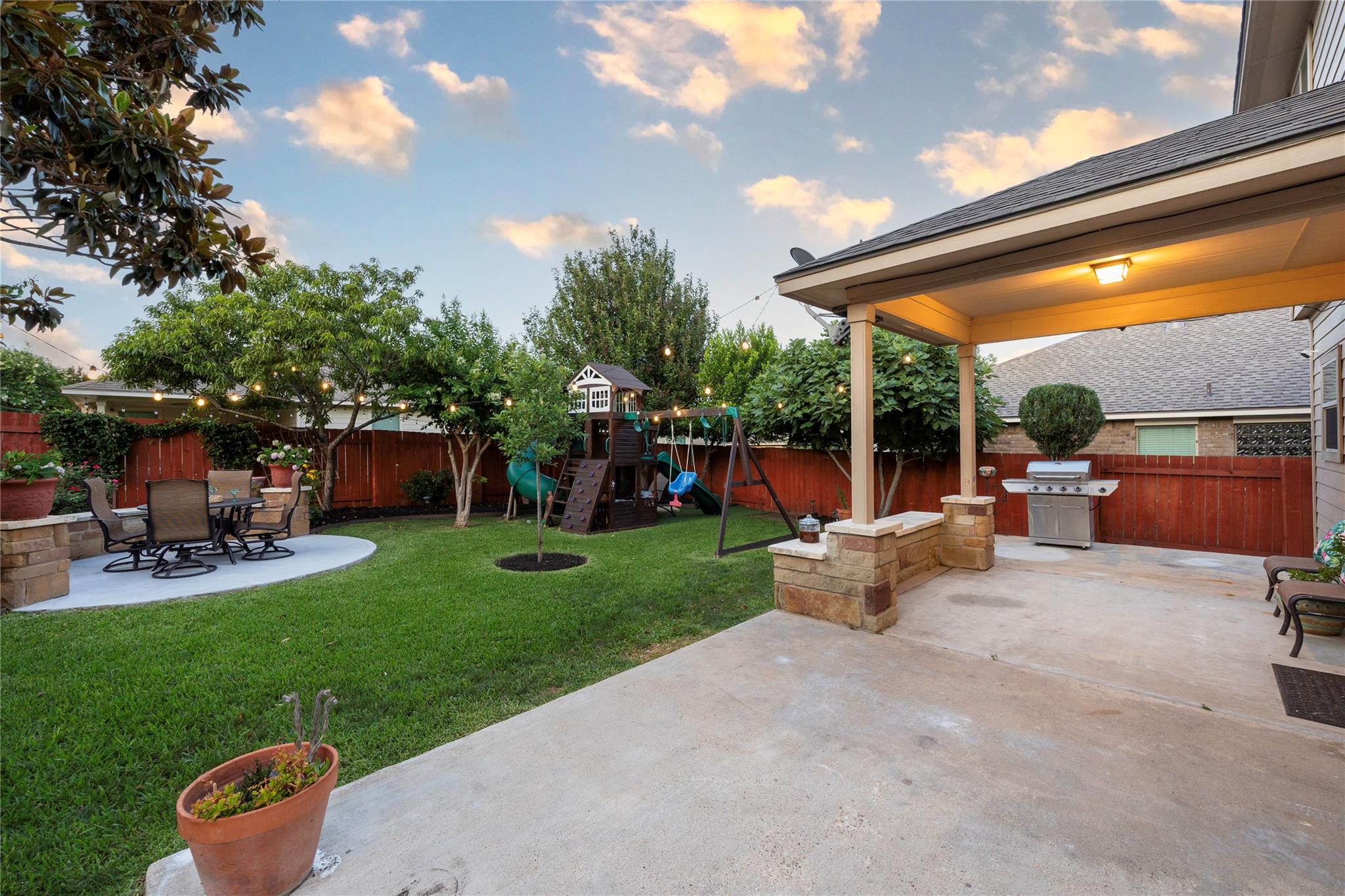 1108 Sunny Meadows Loop Property Photo 1