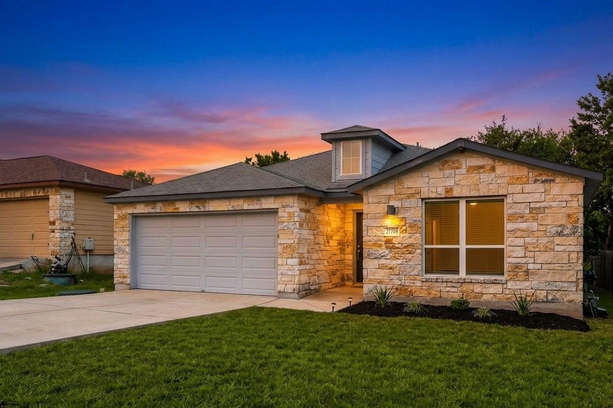 21709 Crystal Way Property Photo 1