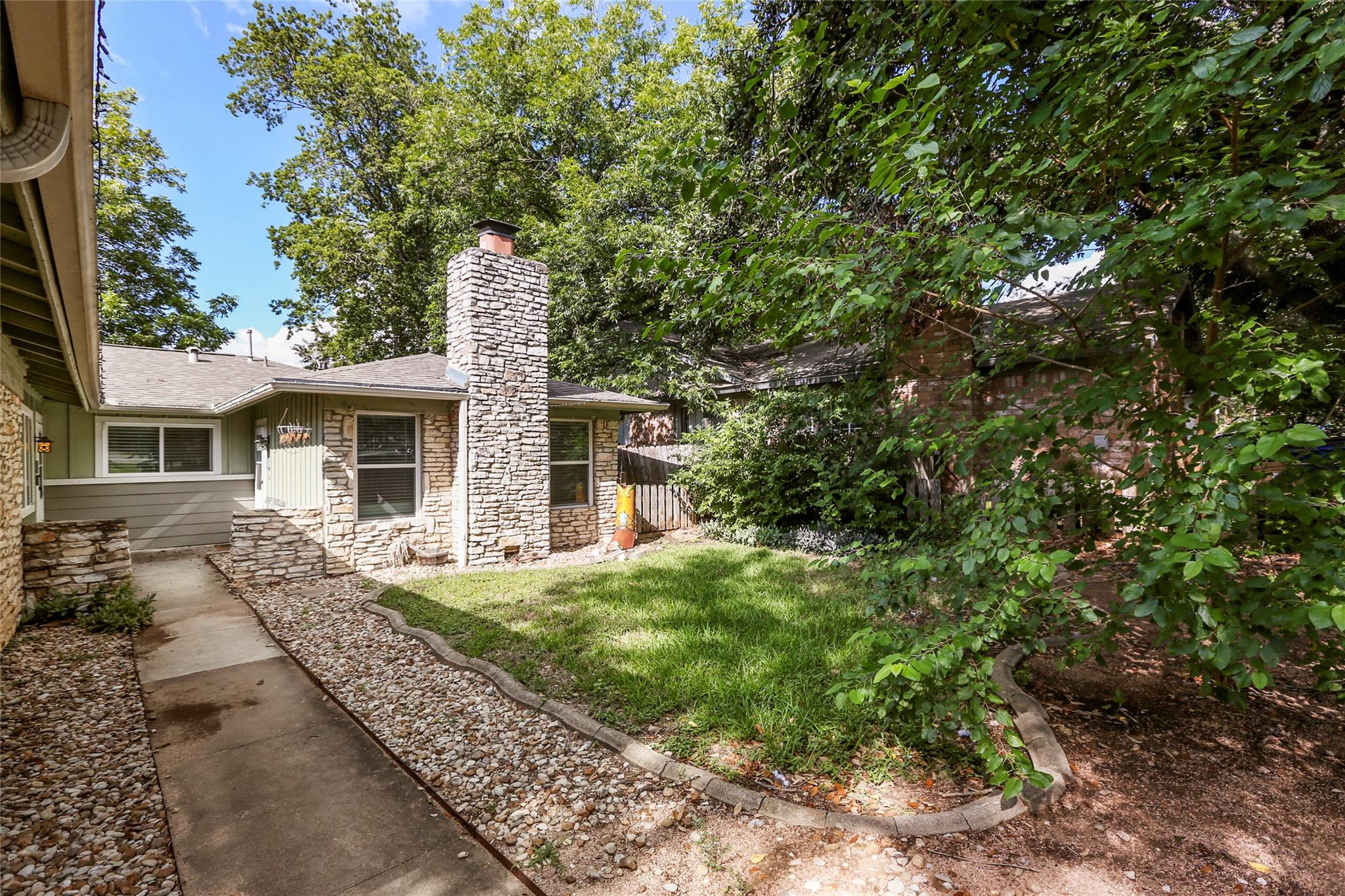 2402 Berkeley Ave #a Property Photo 1