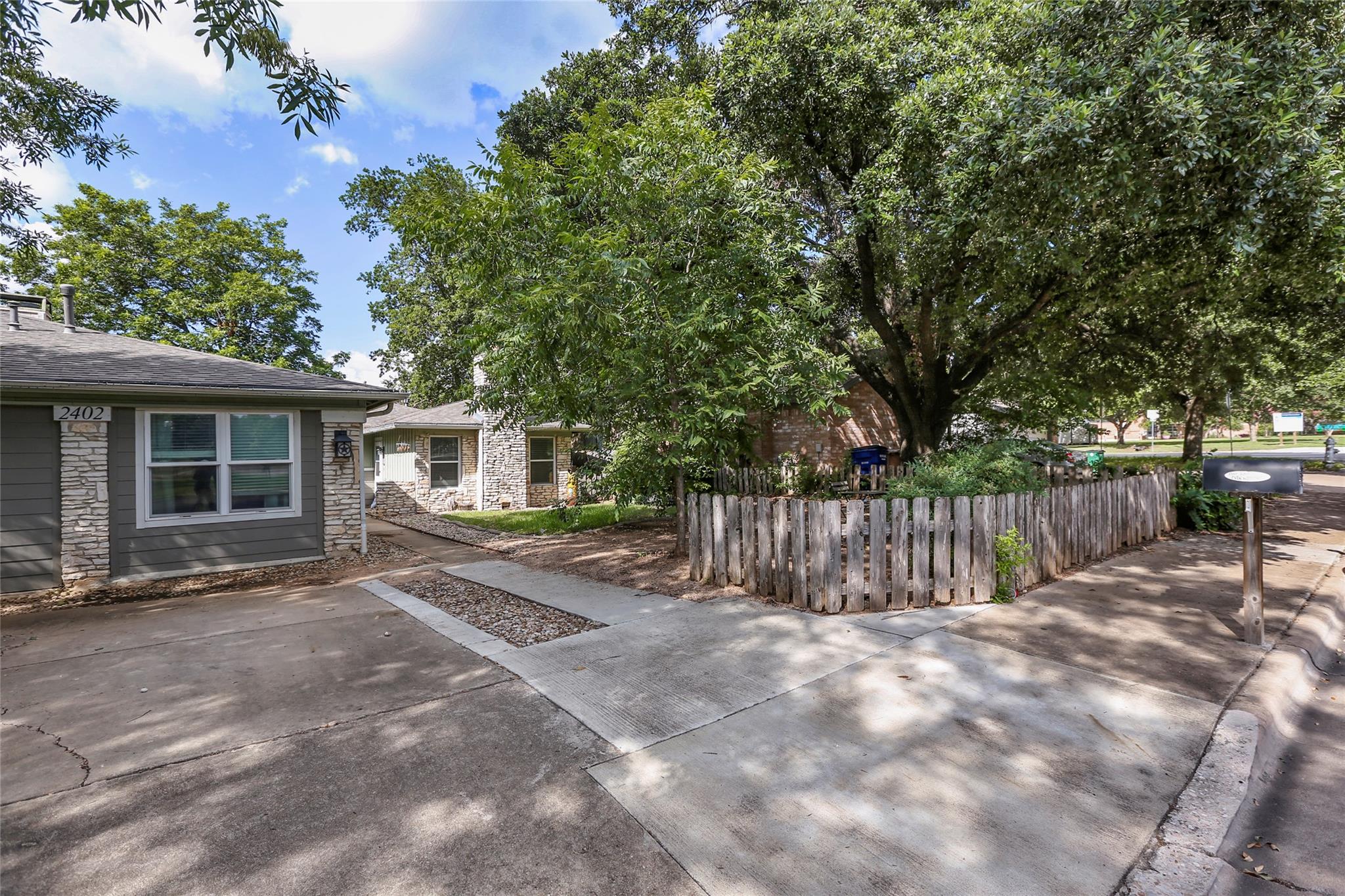 2402 Berkeley Ave #a Property Photo 3