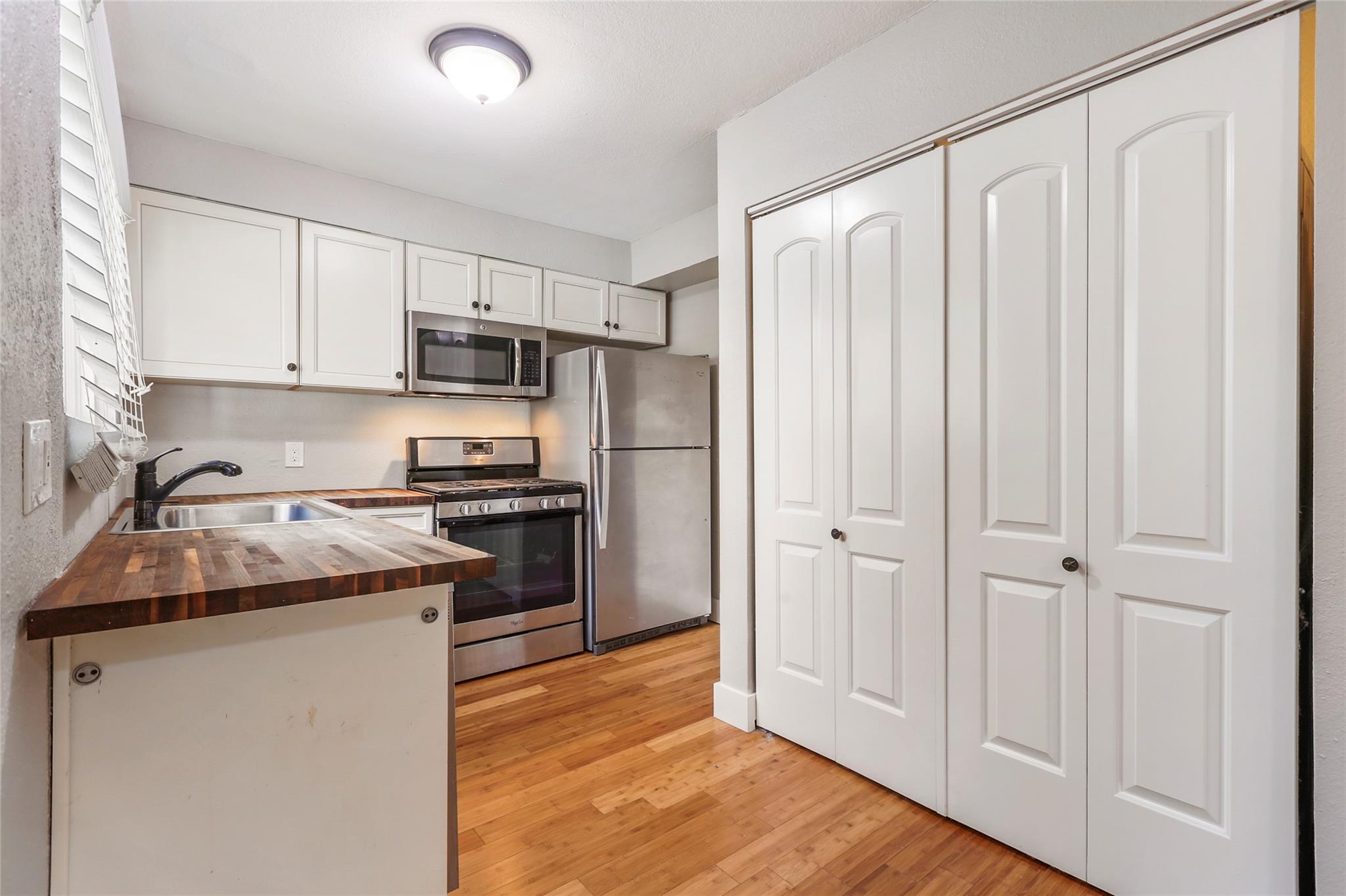 2402 Berkeley Ave #a Property Photo 6