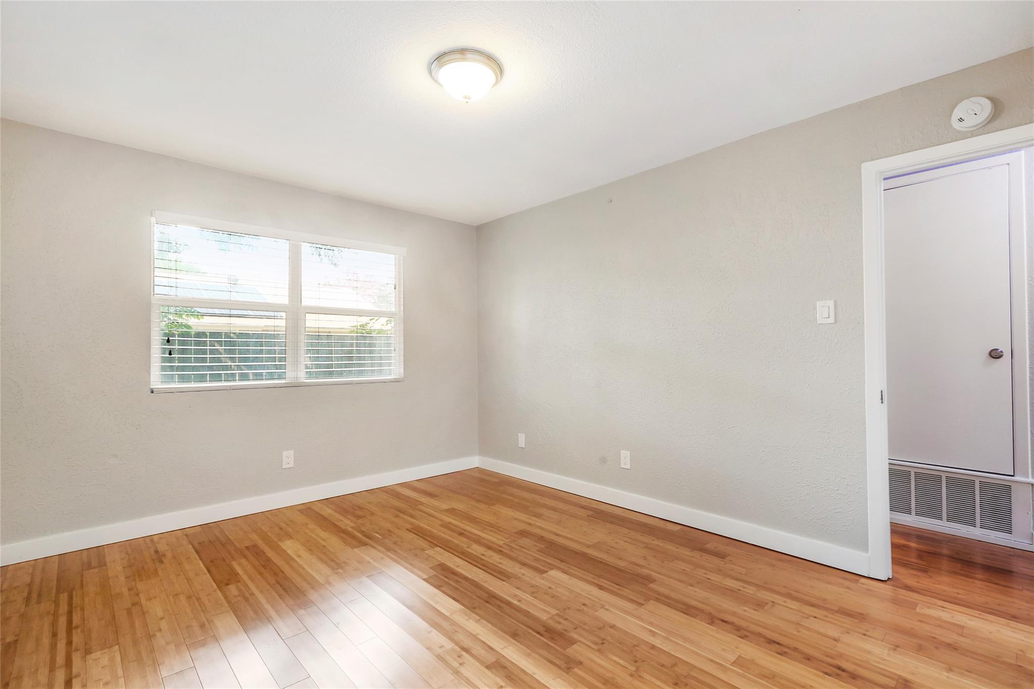 2402 Berkeley Ave #a Property Photo 18