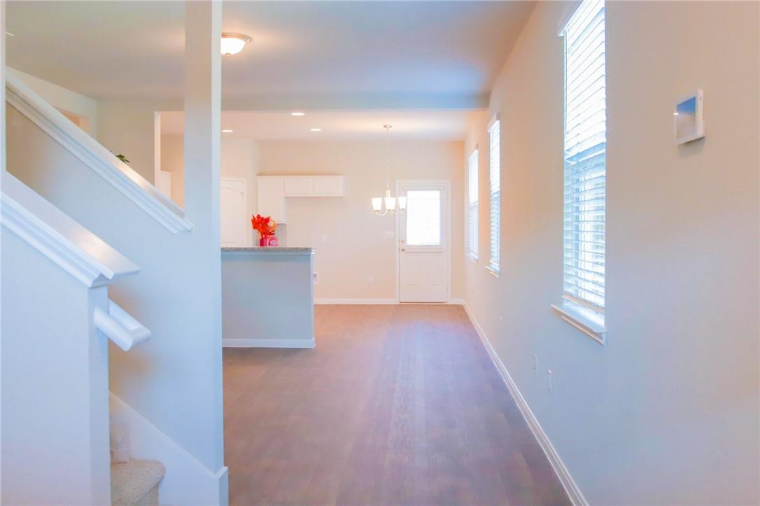 14015 Macquarie Dr Property Photo 6