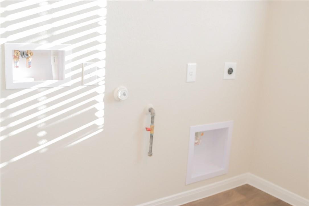 14015 Macquarie Dr Property Photo 27