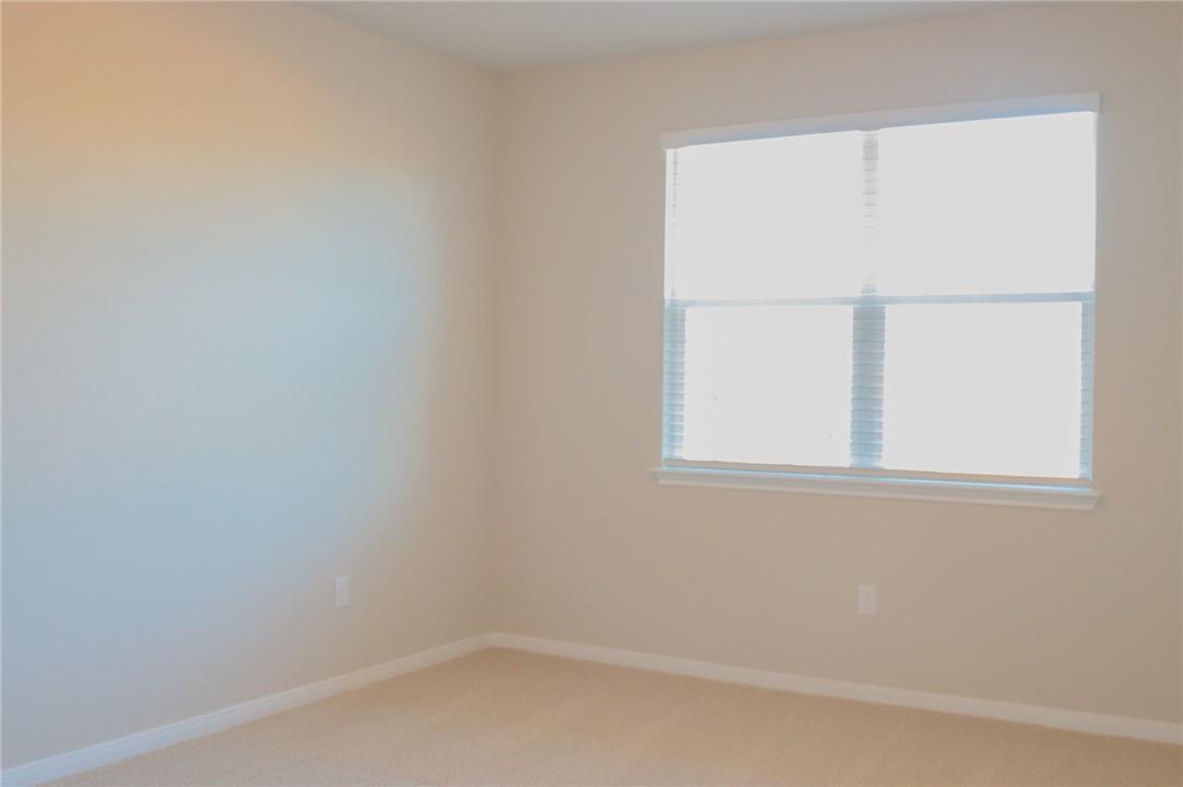 14015 Macquarie Dr Property Photo 29