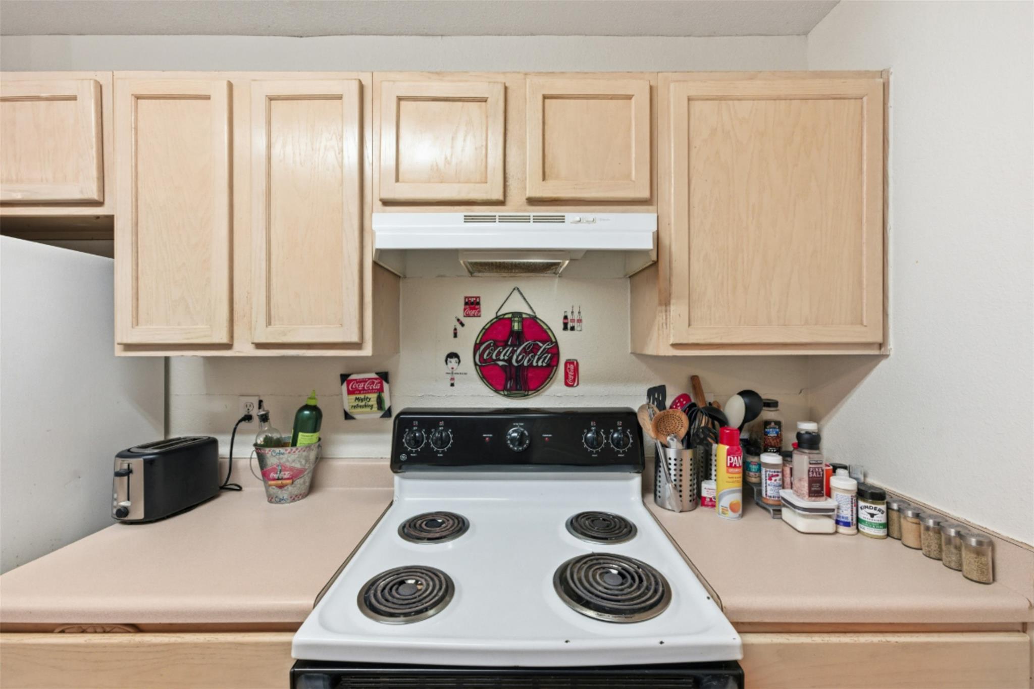 120-122 Cedargrove None #120-122 Property Photo 7