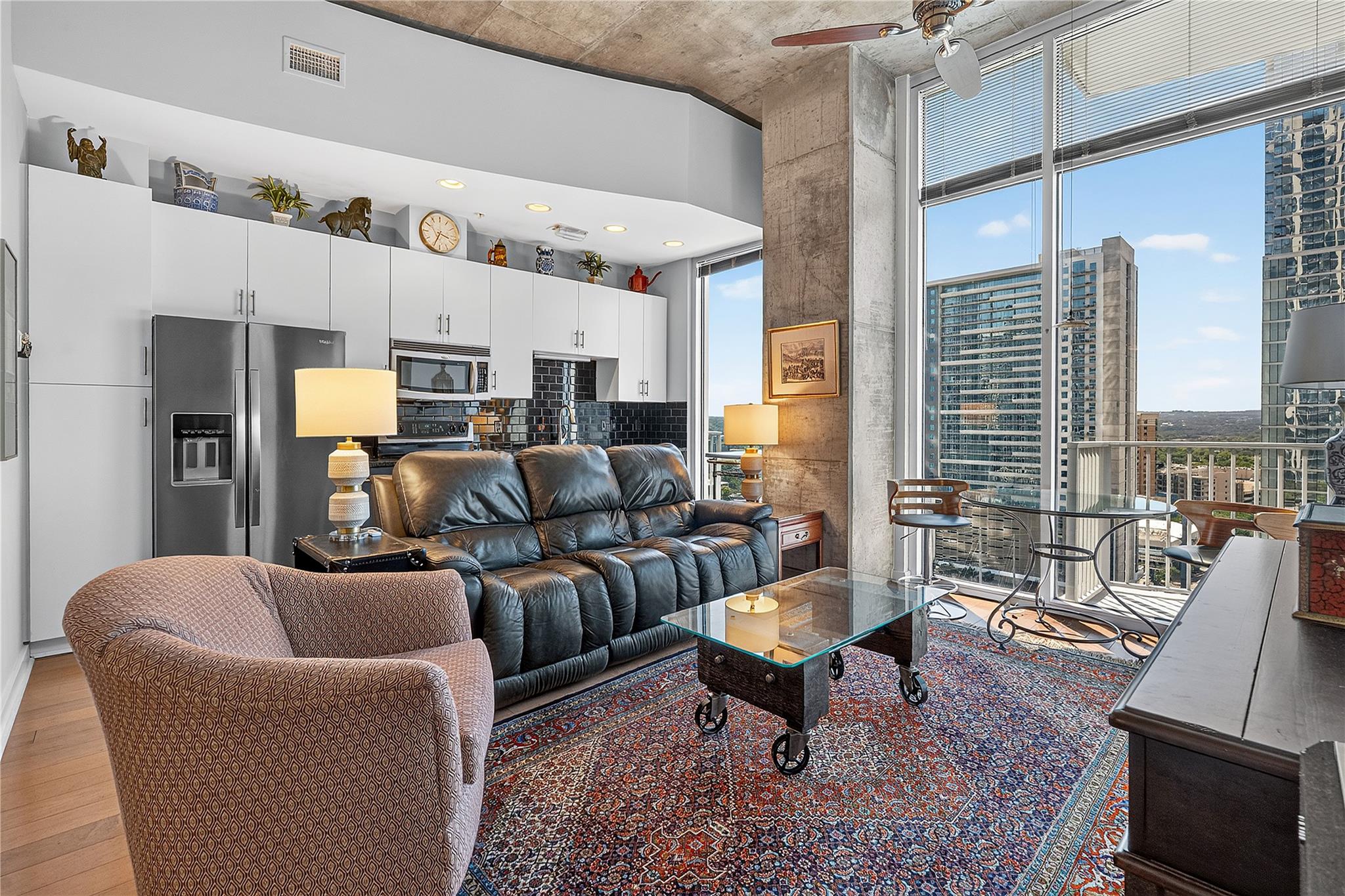 360 Nueces St #1604 Property Photo 1