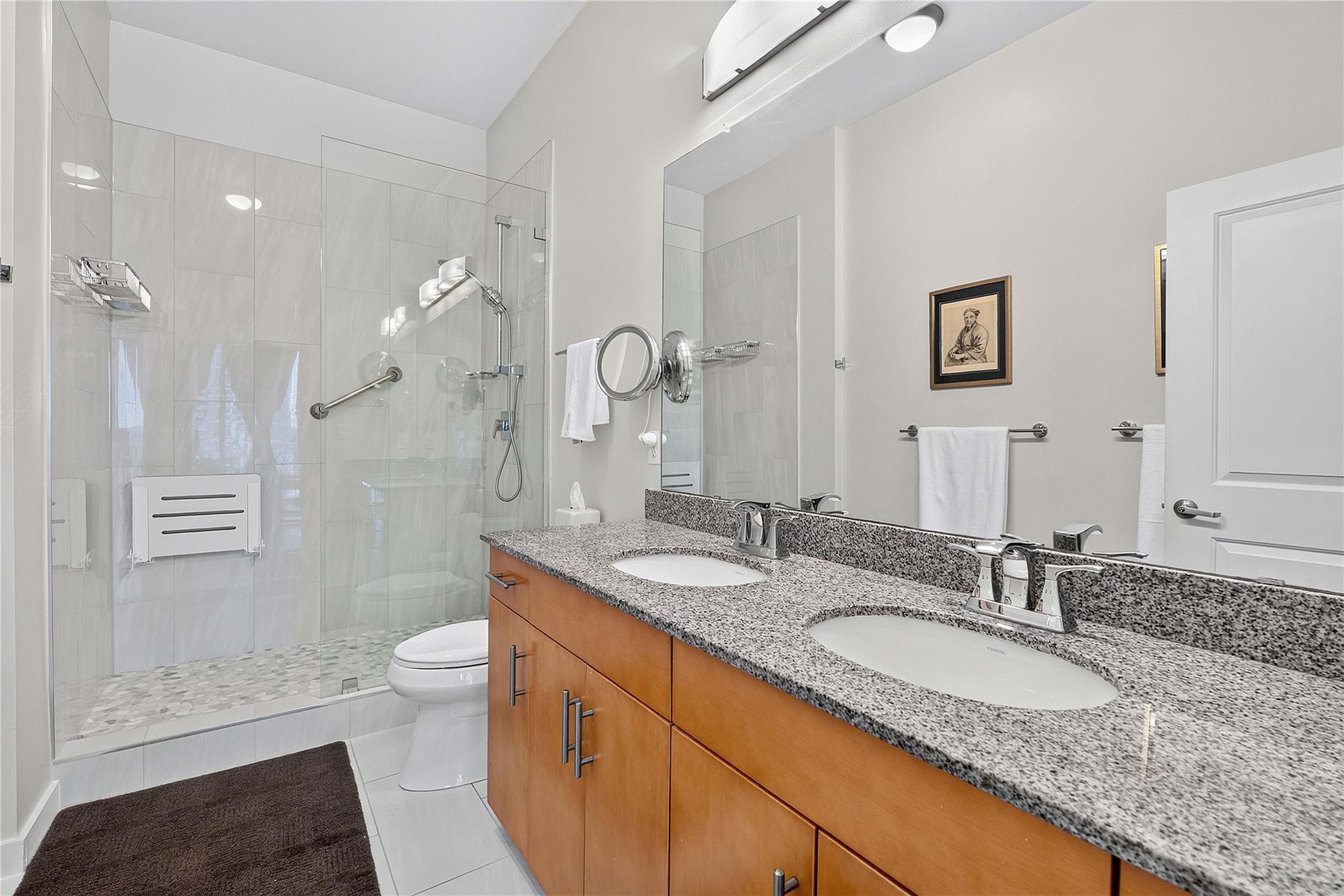 360 Nueces St #1604 Property Photo 17