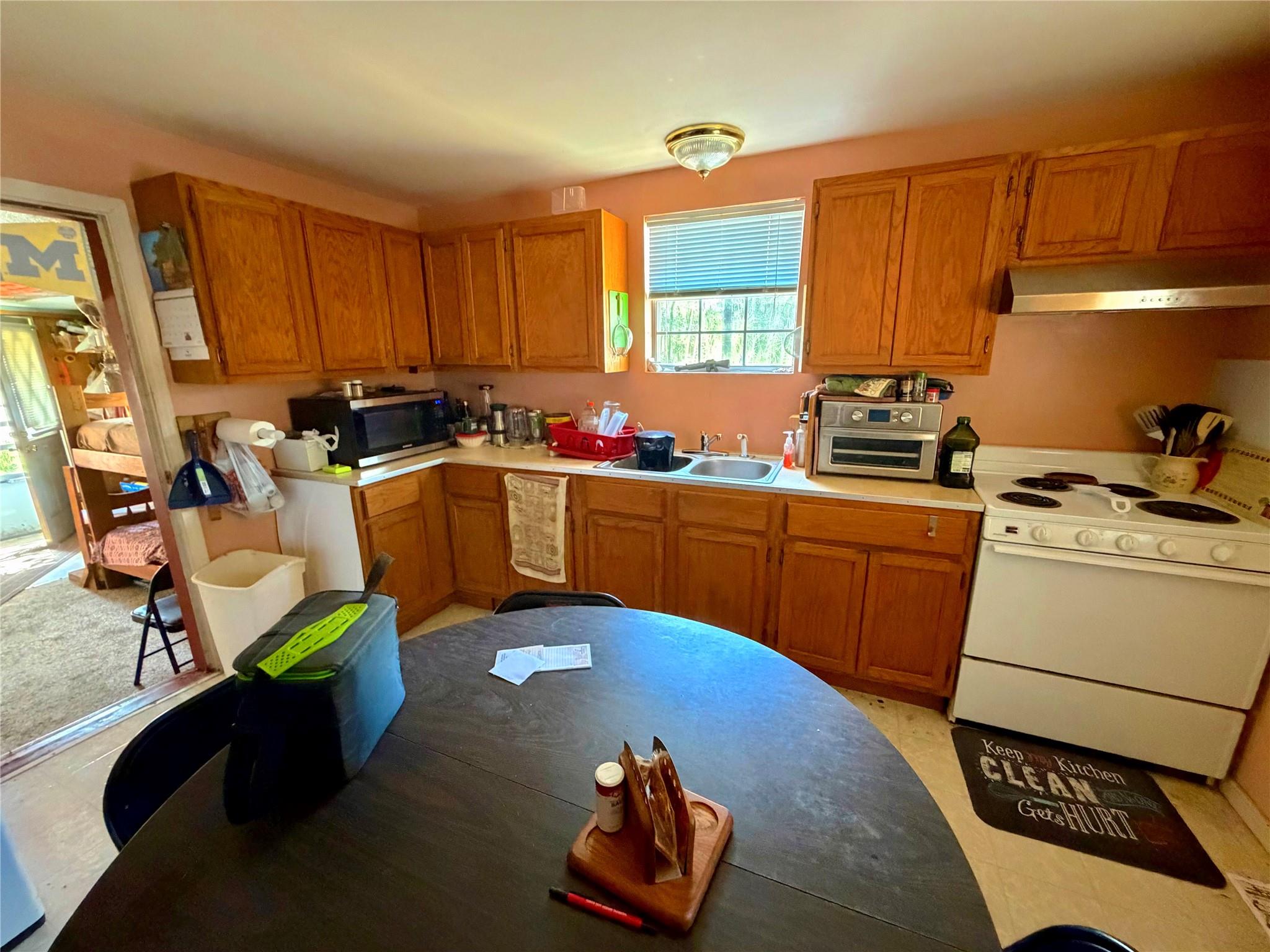 8947 S Fm 1915 None Property Photo 7