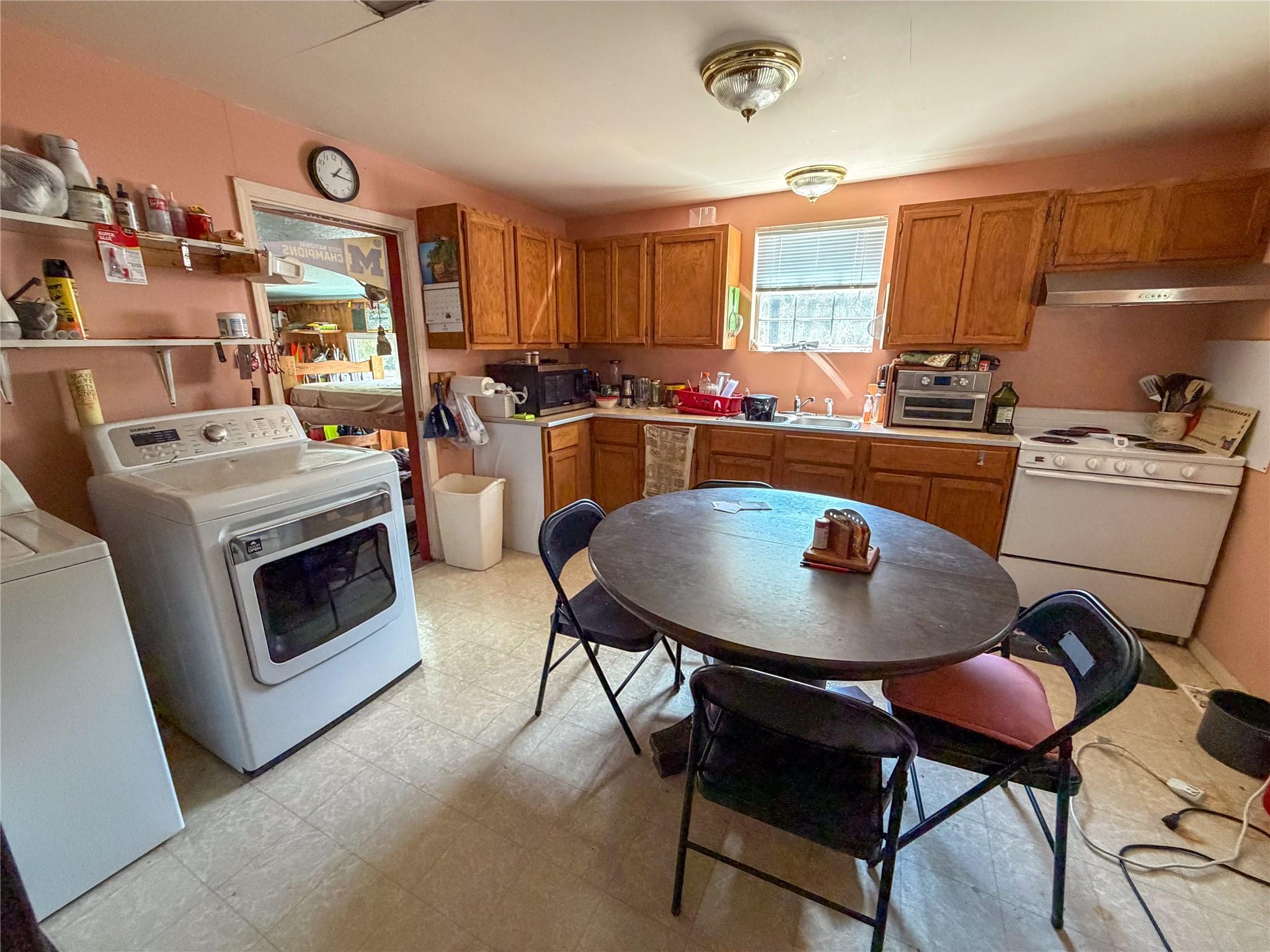 8947 S Fm 1915 None Property Photo 8