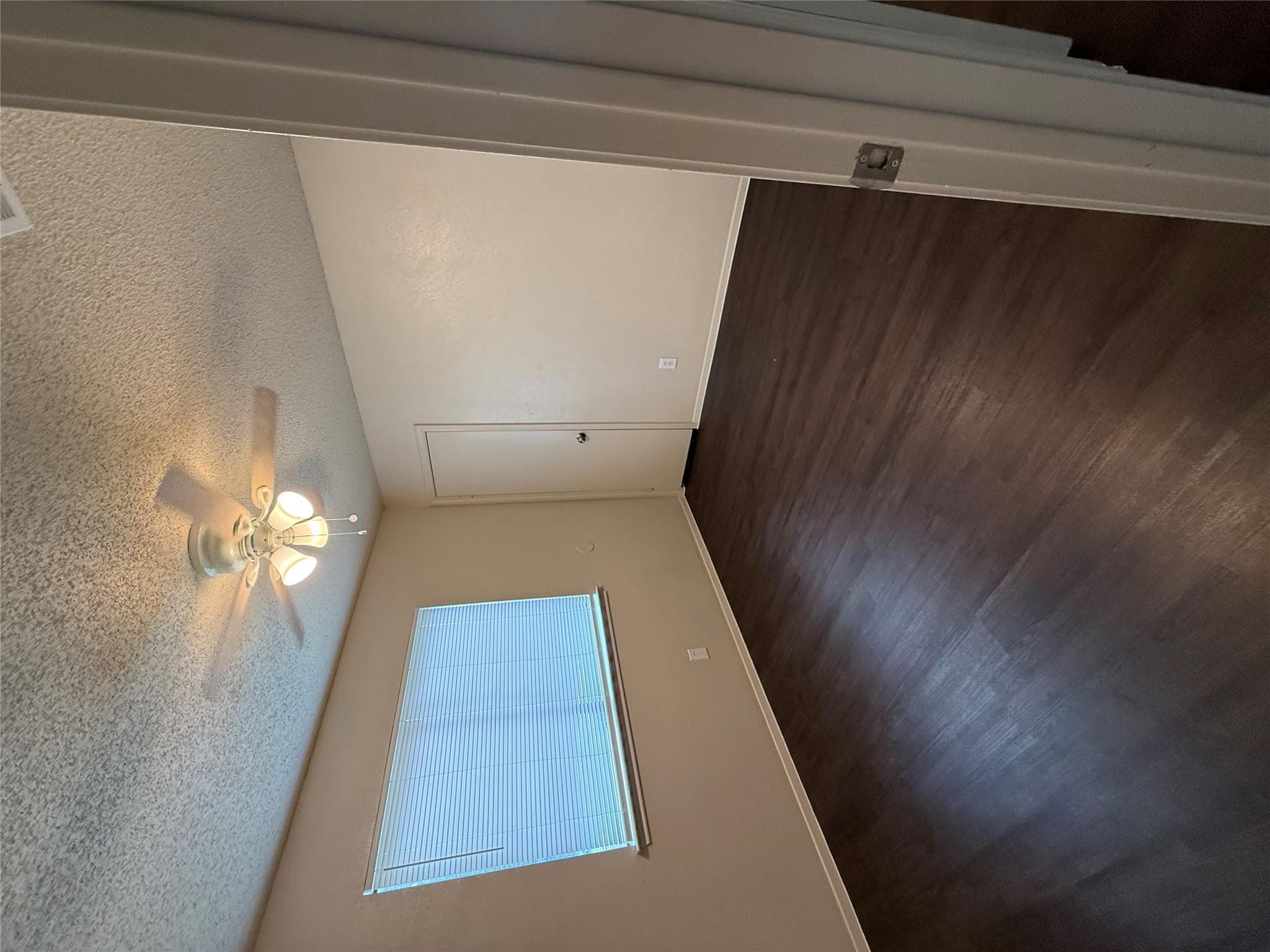 2712 Cameron Loop Property Photo 15