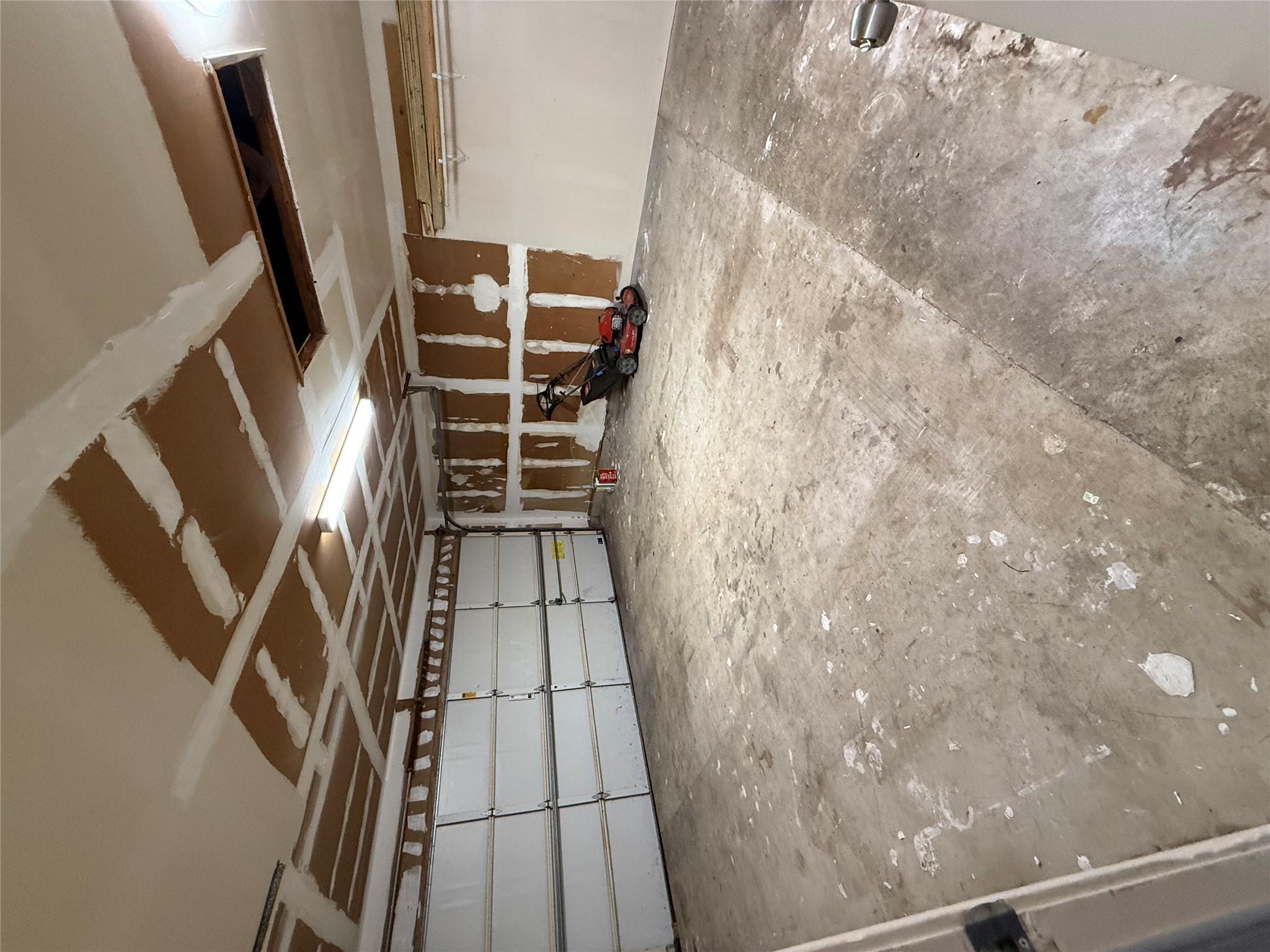 2712 Cameron Loop Property Photo 18