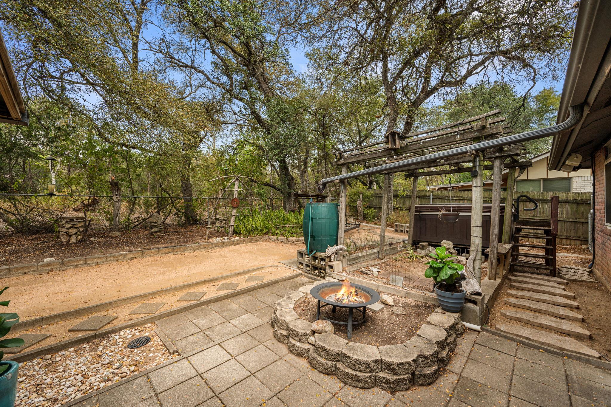 7314 Eganhill Dr Property Photo 23