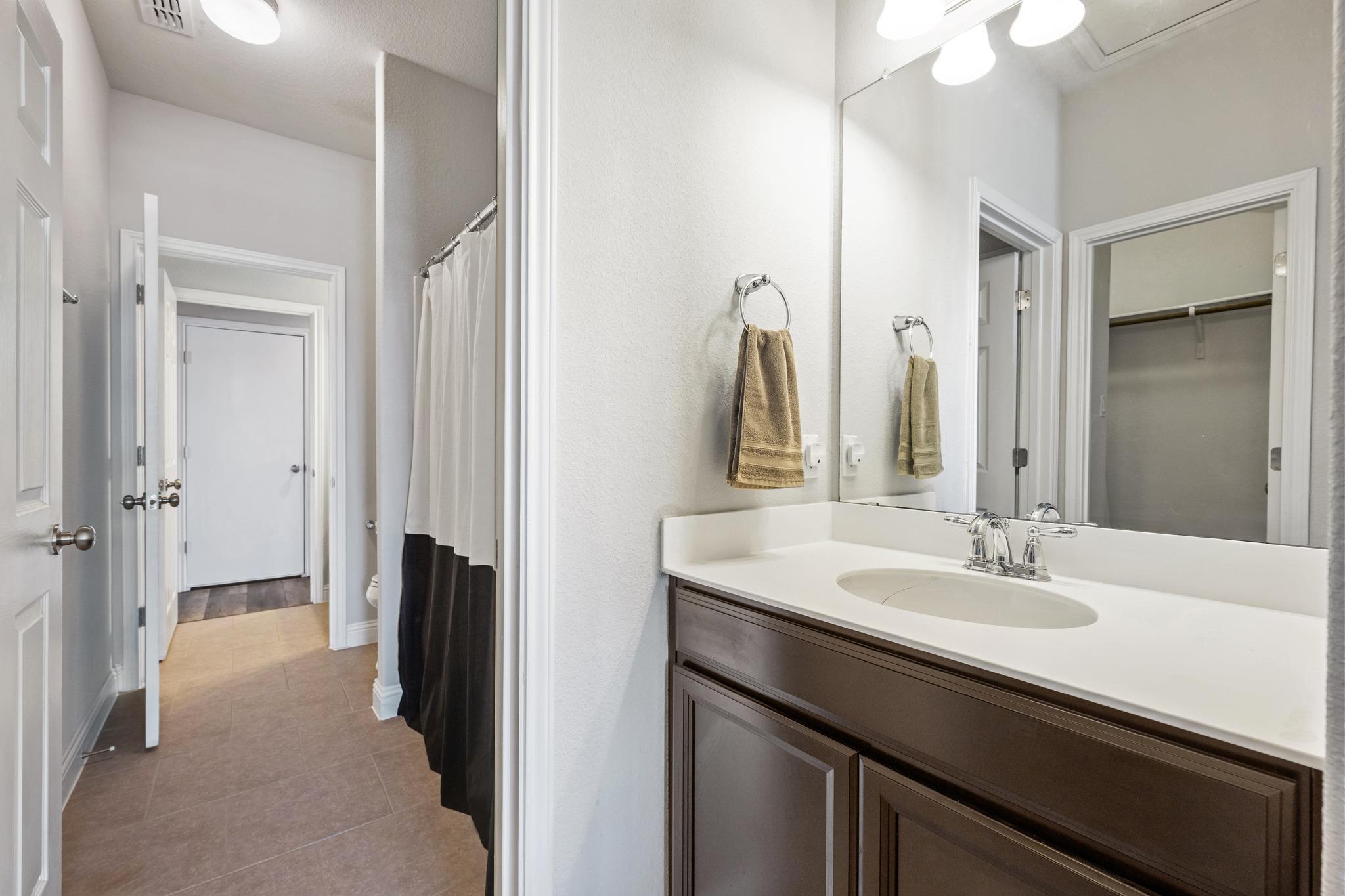 5817 Minerva Cv Property Photo 31