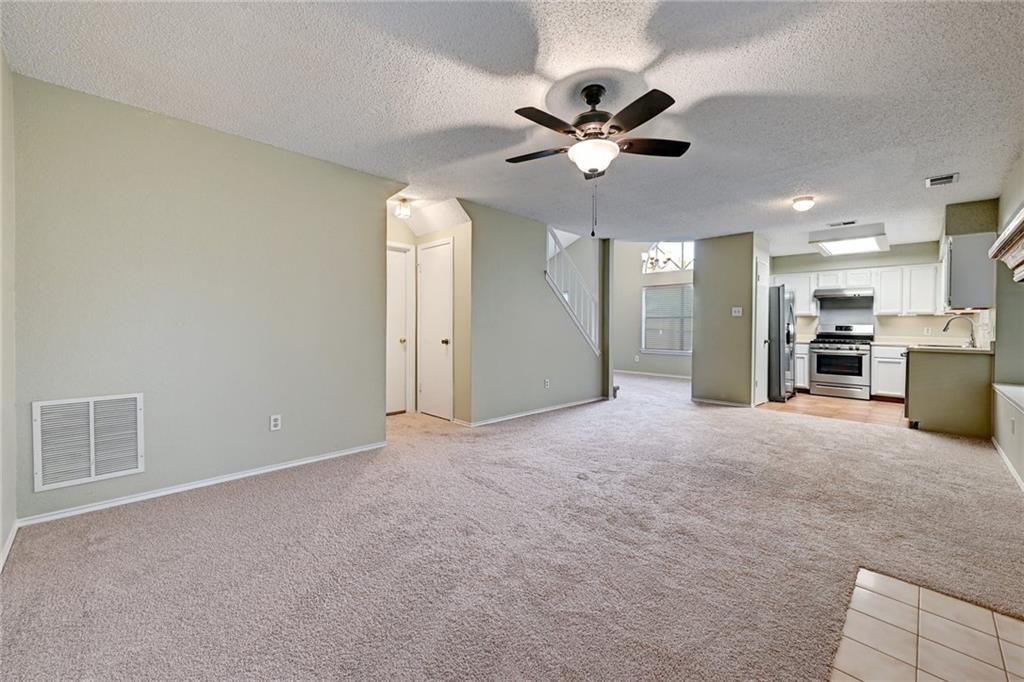 12915 Modena Trl Property Photo 7