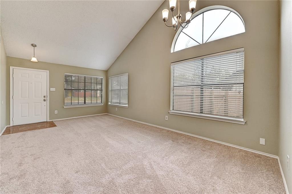 12915 Modena Trl Property Photo 9