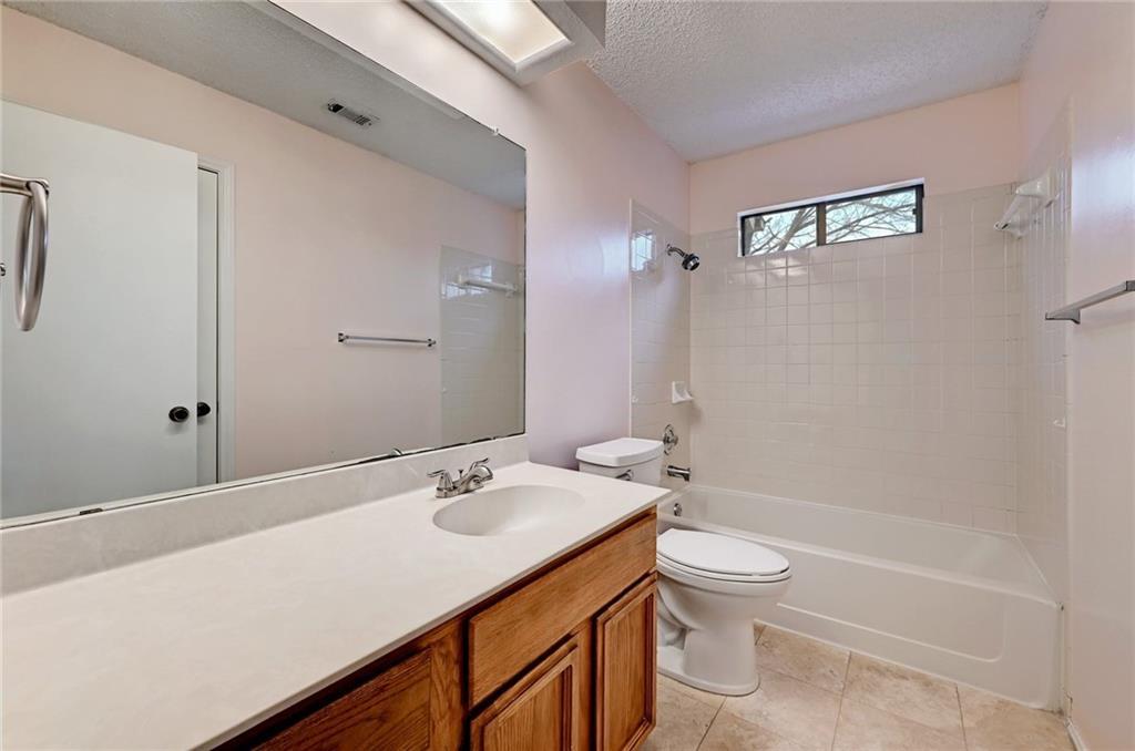 12915 Modena Trl Property Photo 12