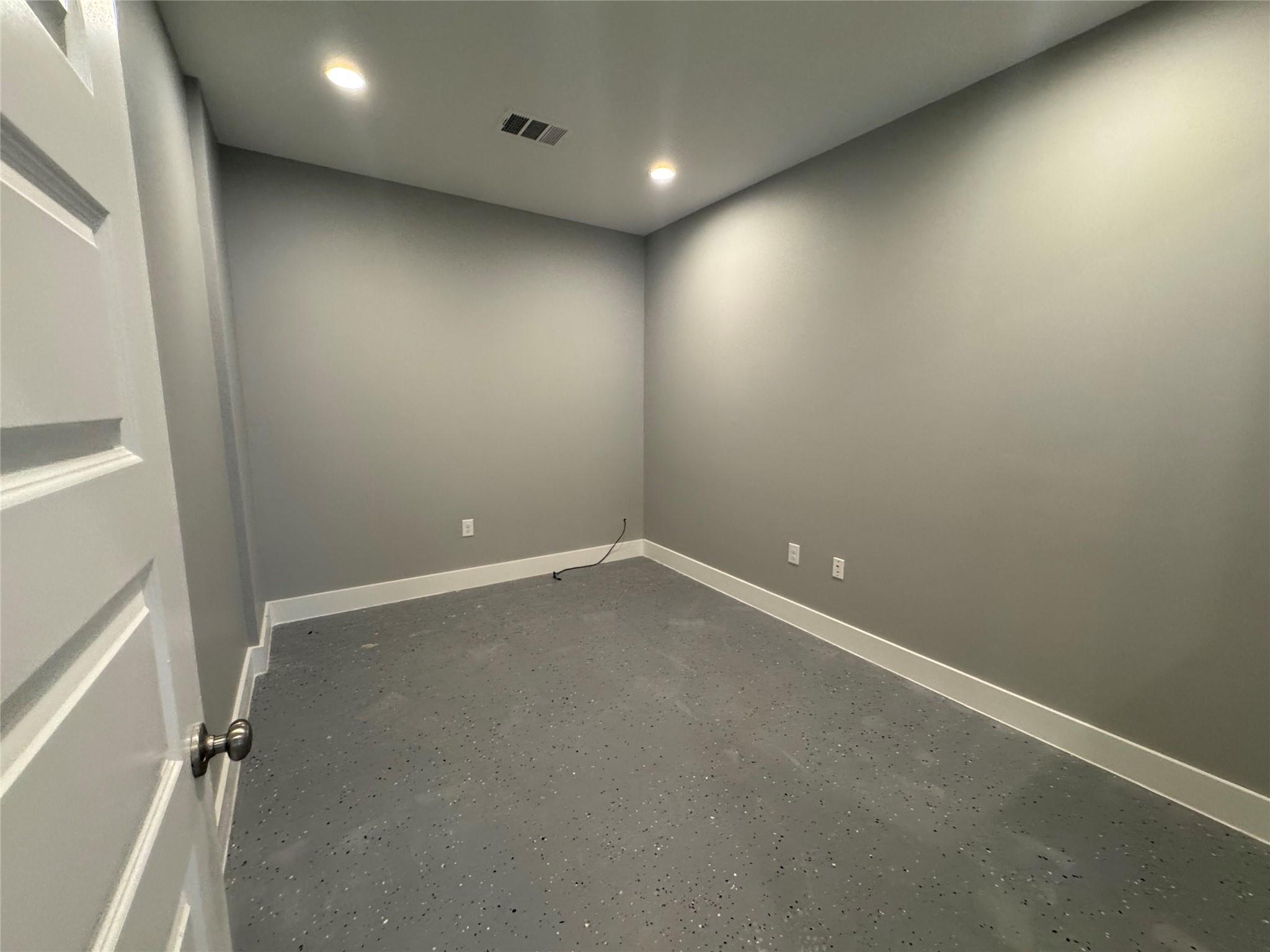 1122 Swenson (suite E) Blvd Property Photo 20