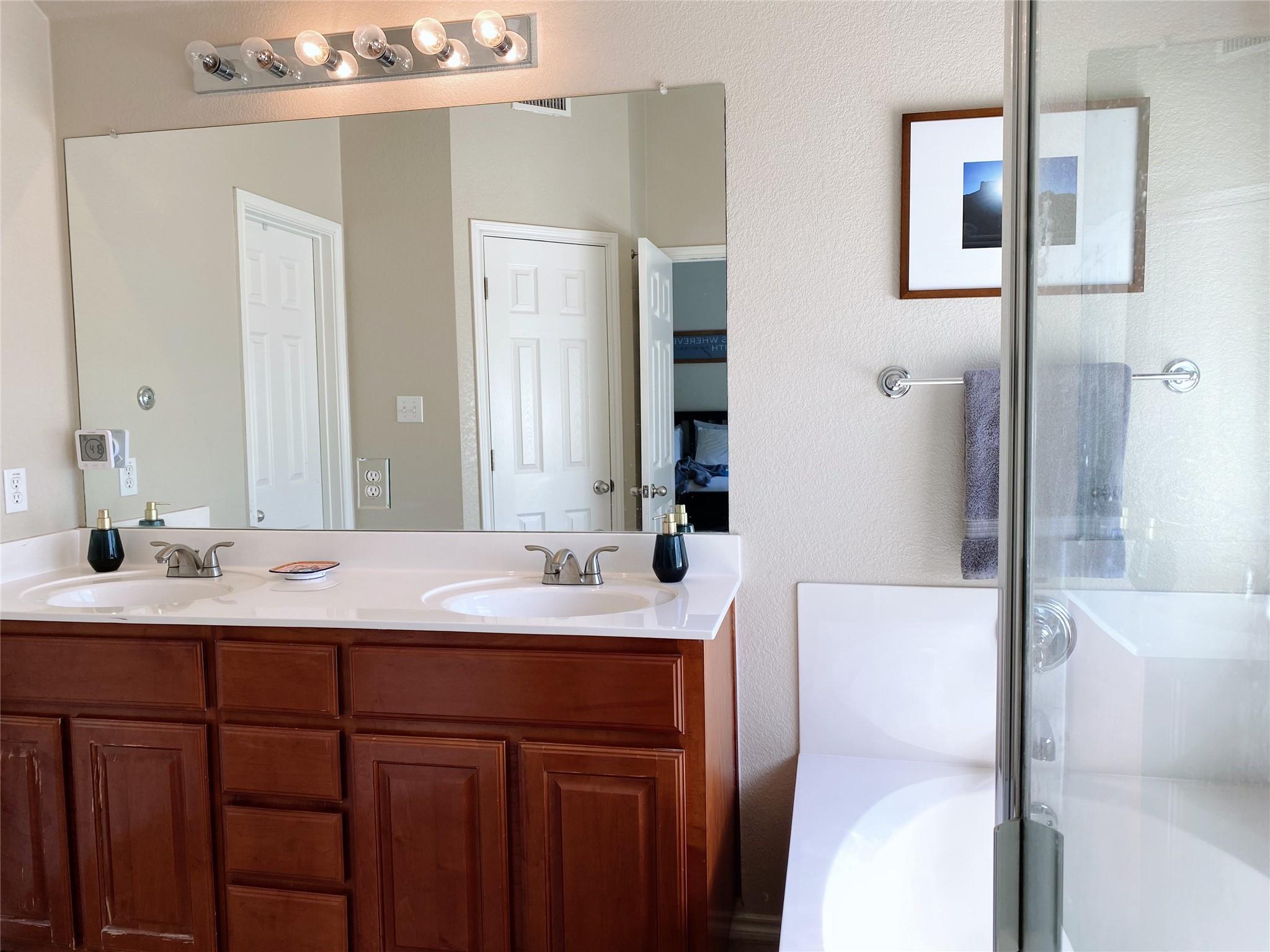 1607 Melissa Oaks Ln Property Photo 16