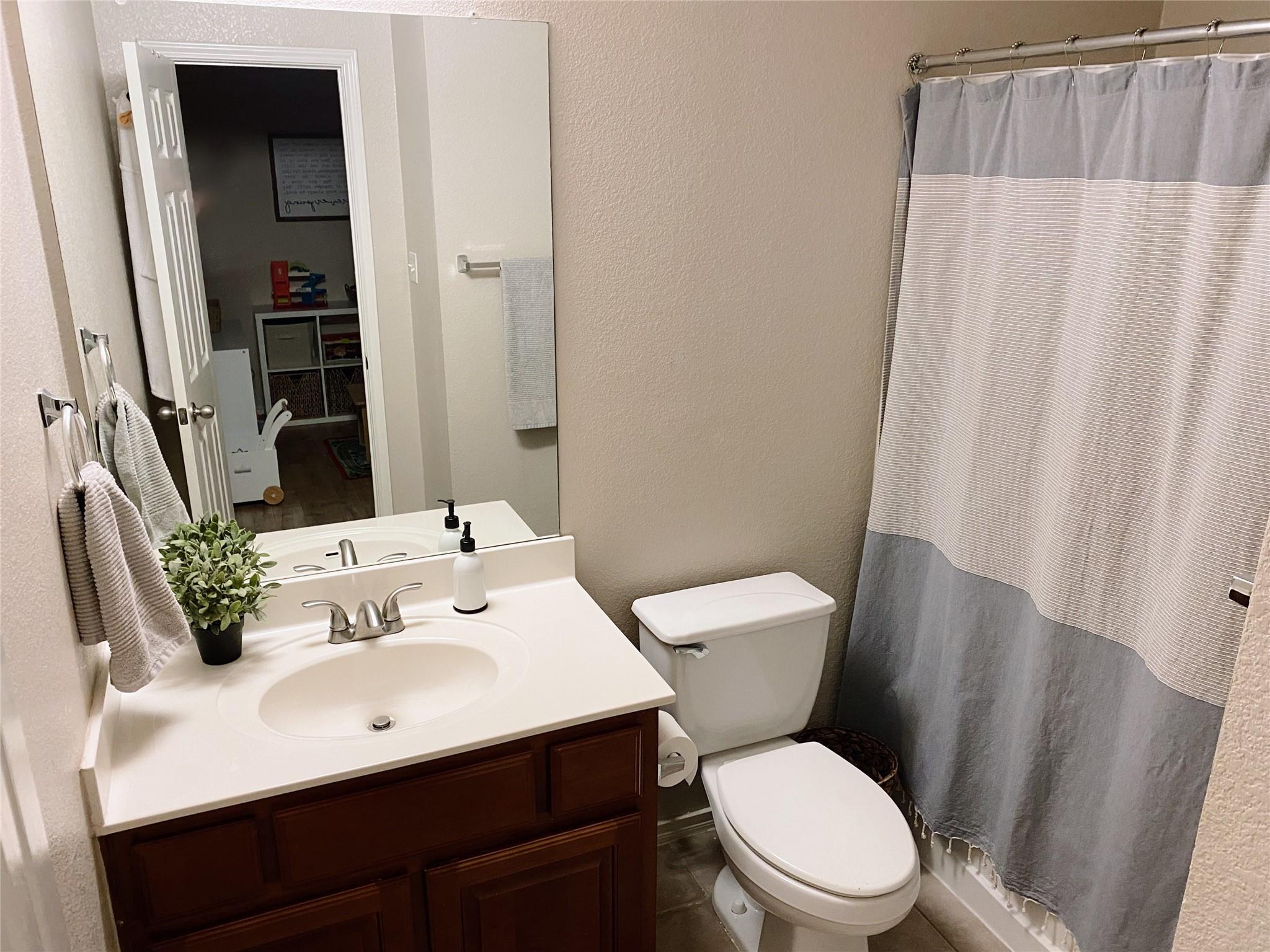 1607 Melissa Oaks Ln Property Photo 23
