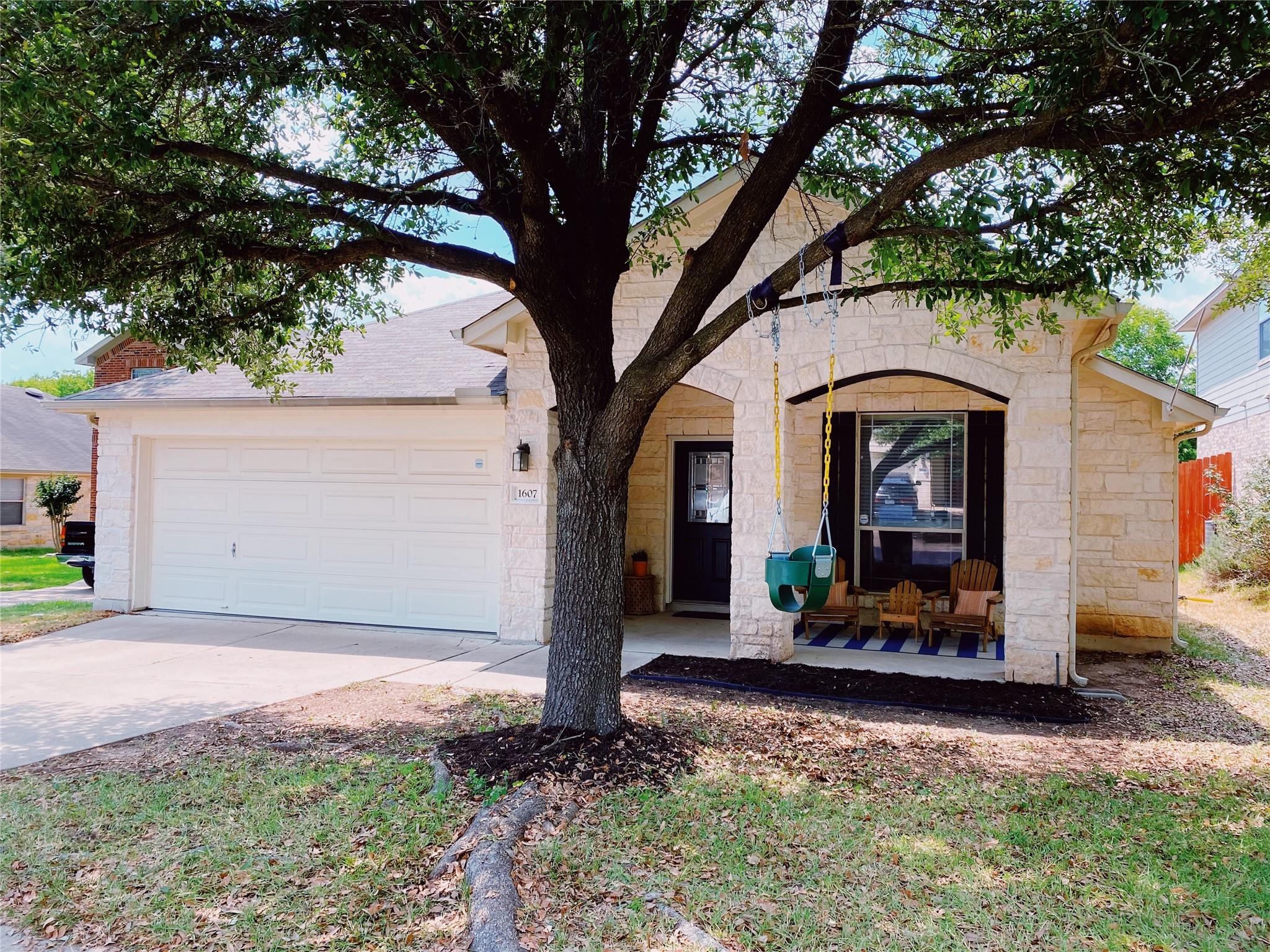 1607 Melissa Oaks Ln Property Photo 27