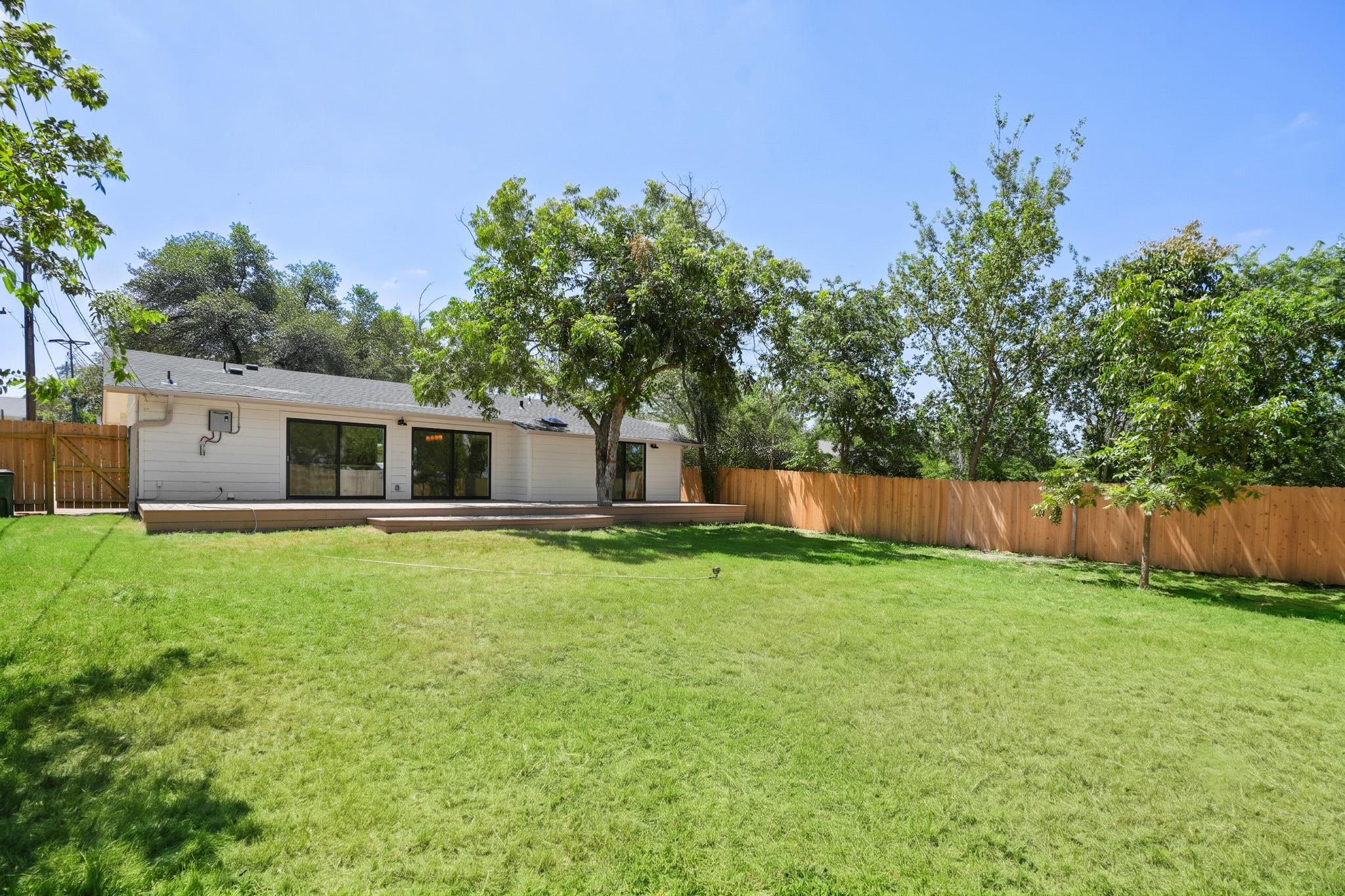 7010 Miranda Dr Property Photo 30
