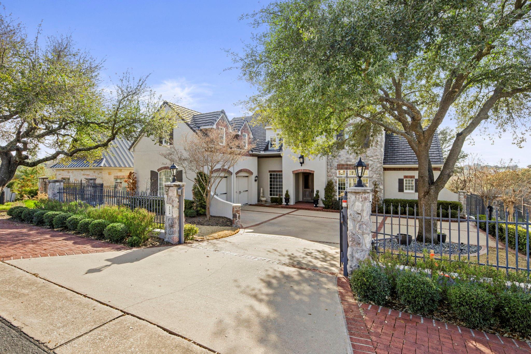 124 Florentine Property Photo 1
