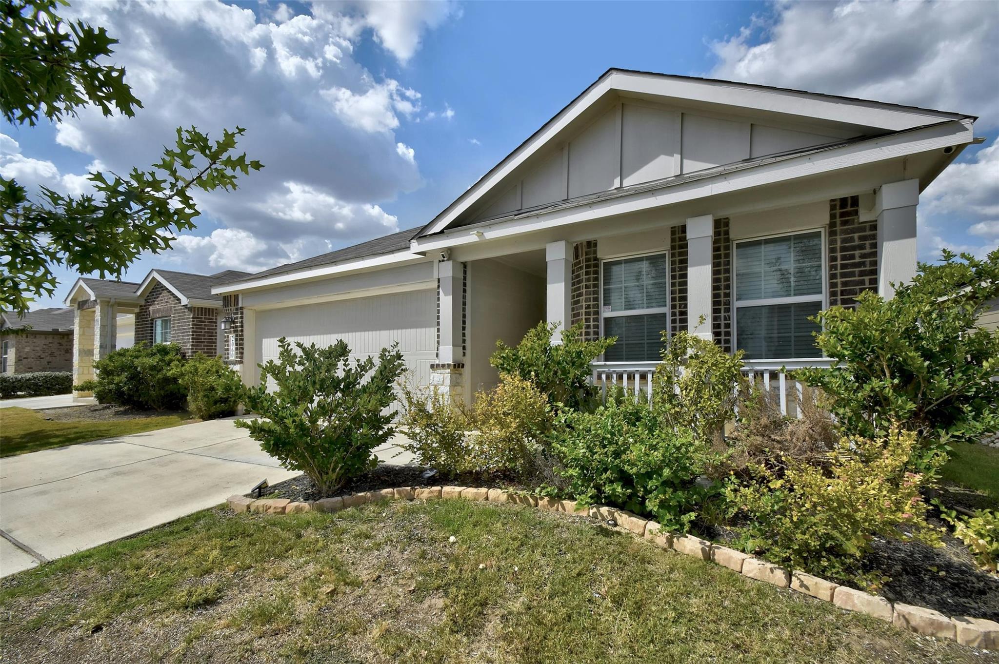 2060 Meadow Pipit Dr Property Photo 1