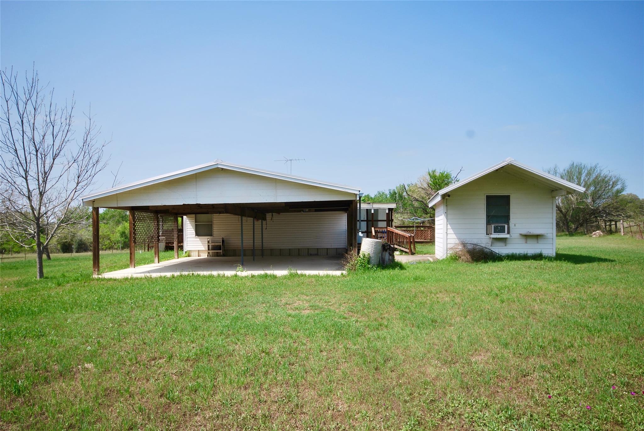 1801 County Road 381 Property Photo 10