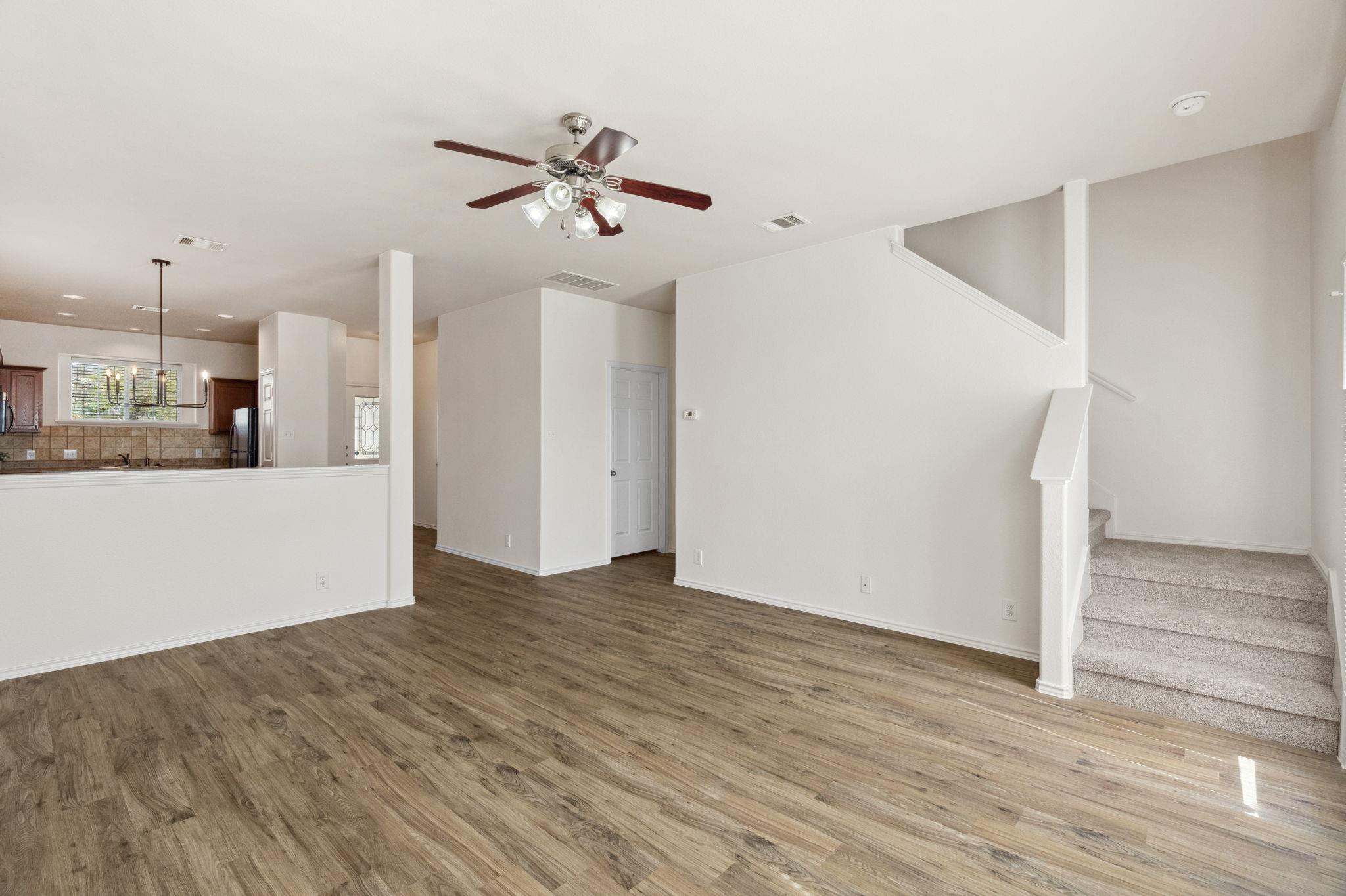 18525 Mammoth Cave Blvd 1 Property Photo 4