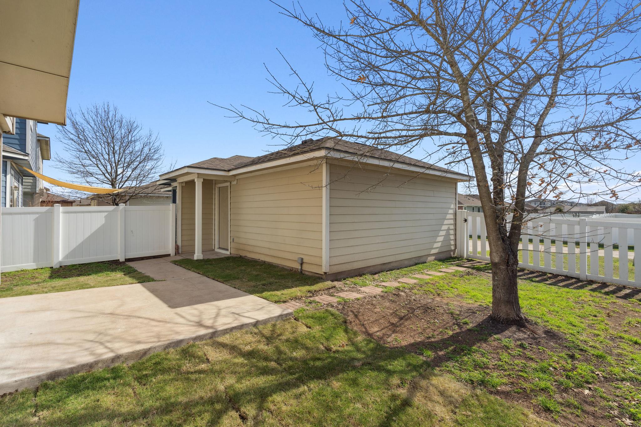 18525 Mammoth Cave Blvd 1 Property Photo 21