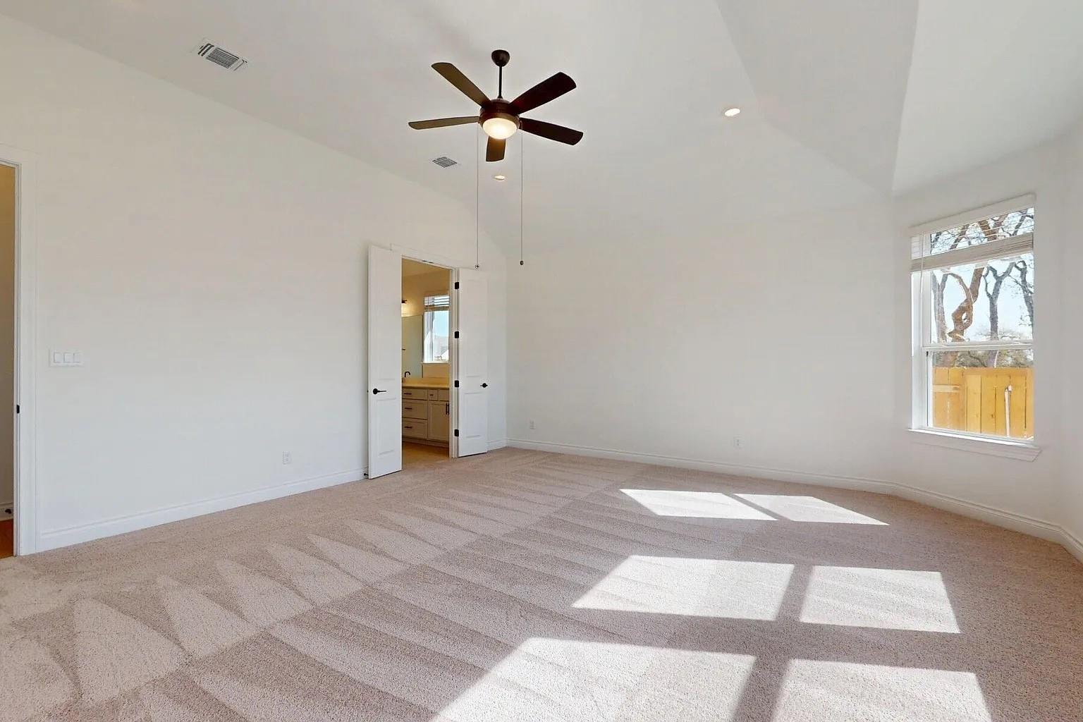 1208 White Daisy Ln Property Photo 18
