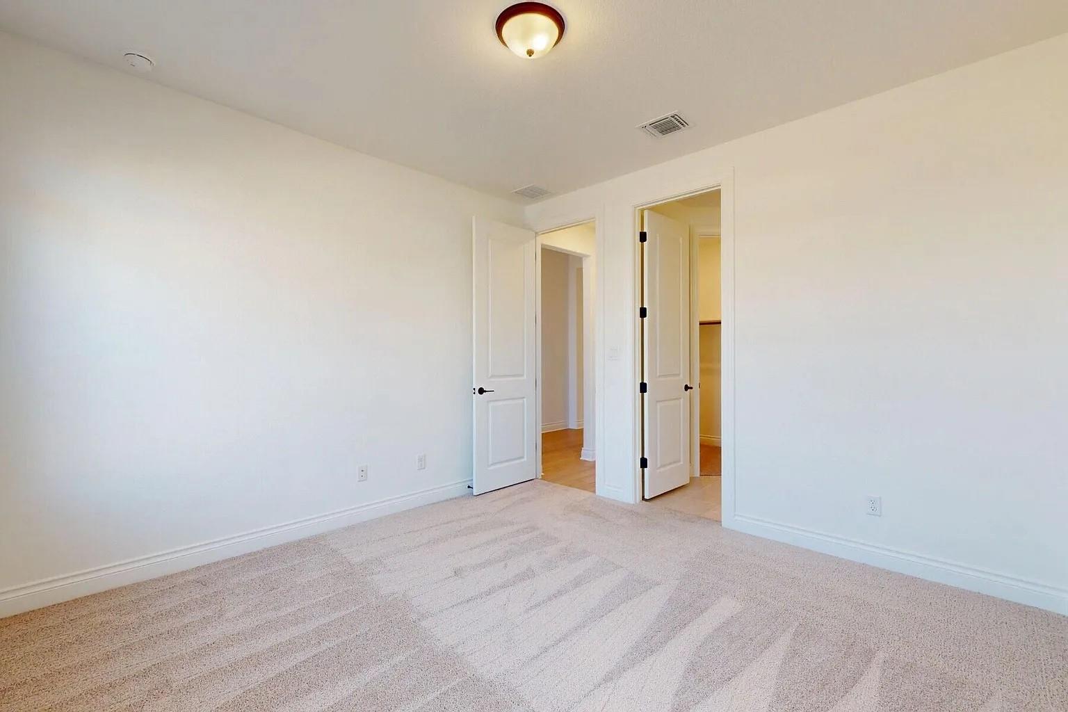 1208 White Daisy Ln Property Photo 27
