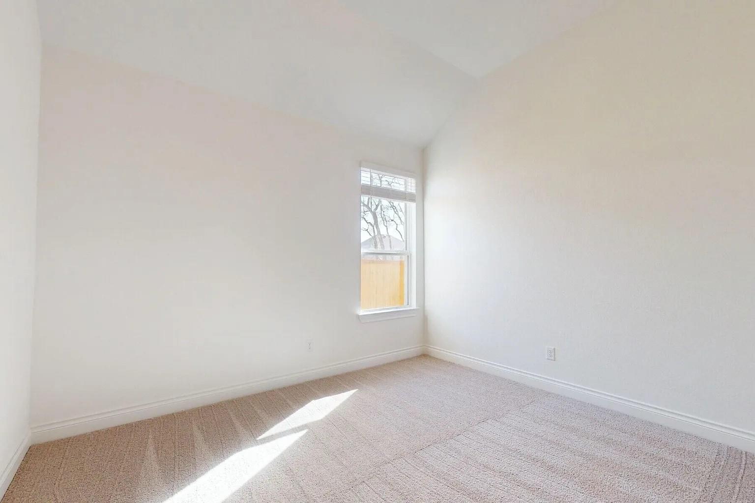 1208 White Daisy Ln Property Photo 31