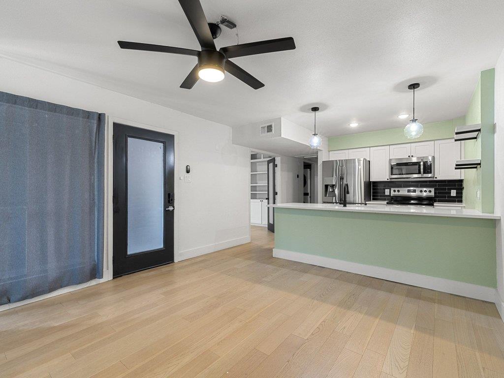 909 Reinli St #102 Property Photo 6