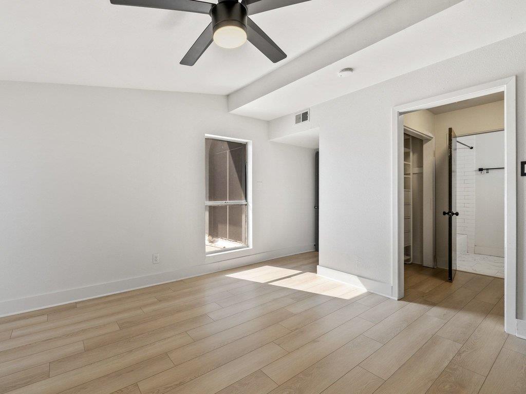 909 Reinli St #102 Property Photo 17