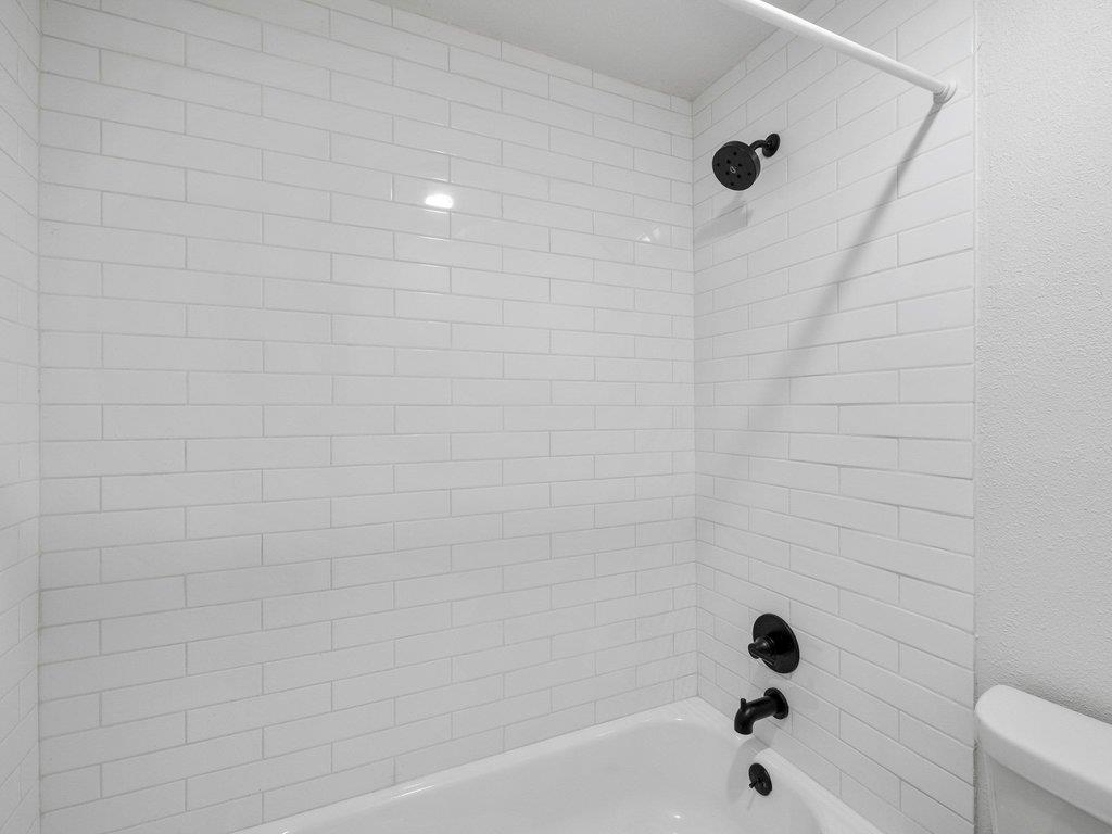 909 Reinli St #102 Property Photo 23